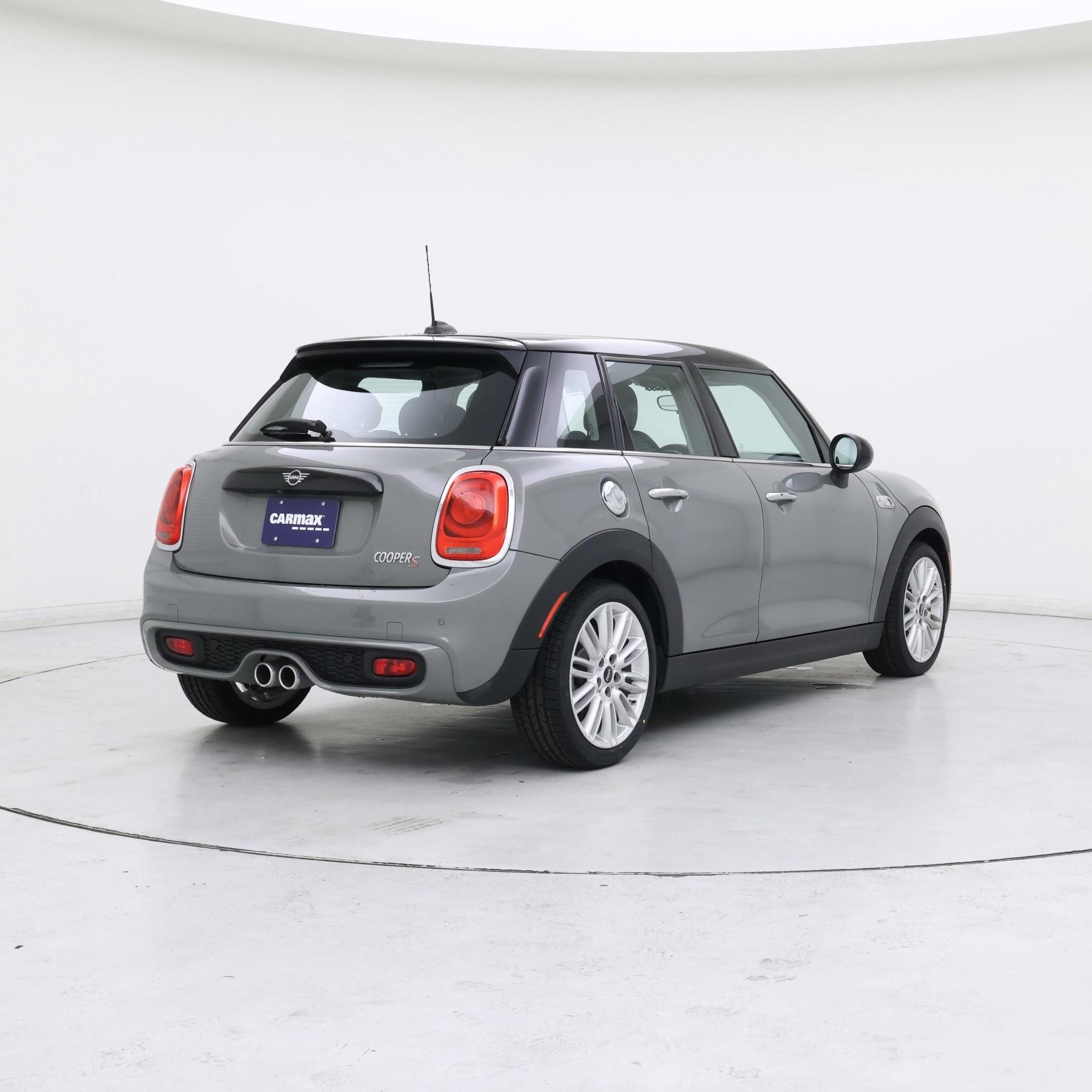 Thumbnail: 2019 MINI Cooper Hardtop - 8