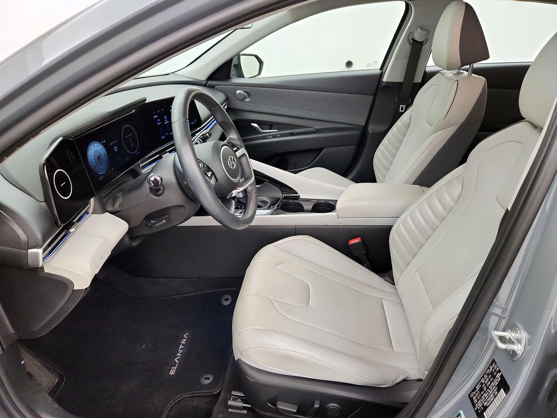 Thumbnail: 2021 Hyundai Elantra - 11