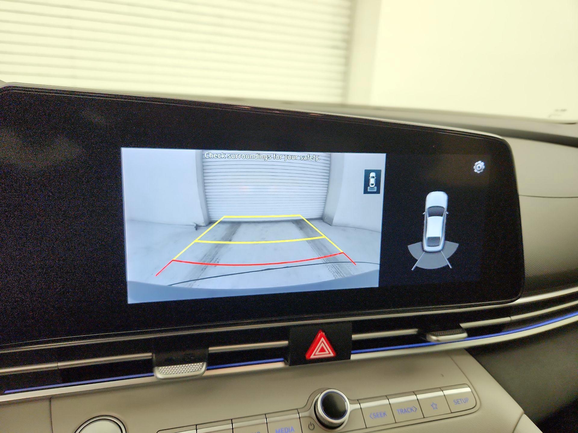 Thumbnail: 2021 Hyundai Elantra - 15