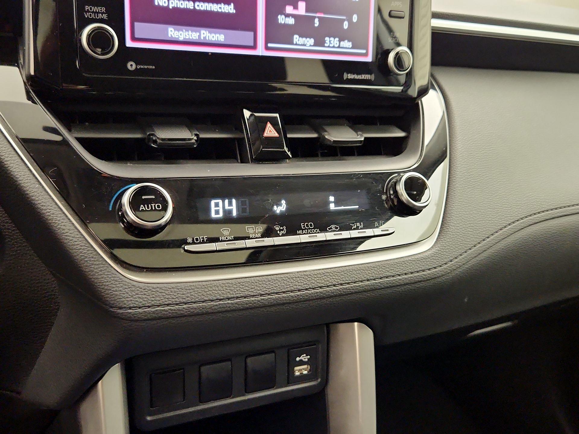 Thumbnail: 2022 Toyota Corolla Cross - 16