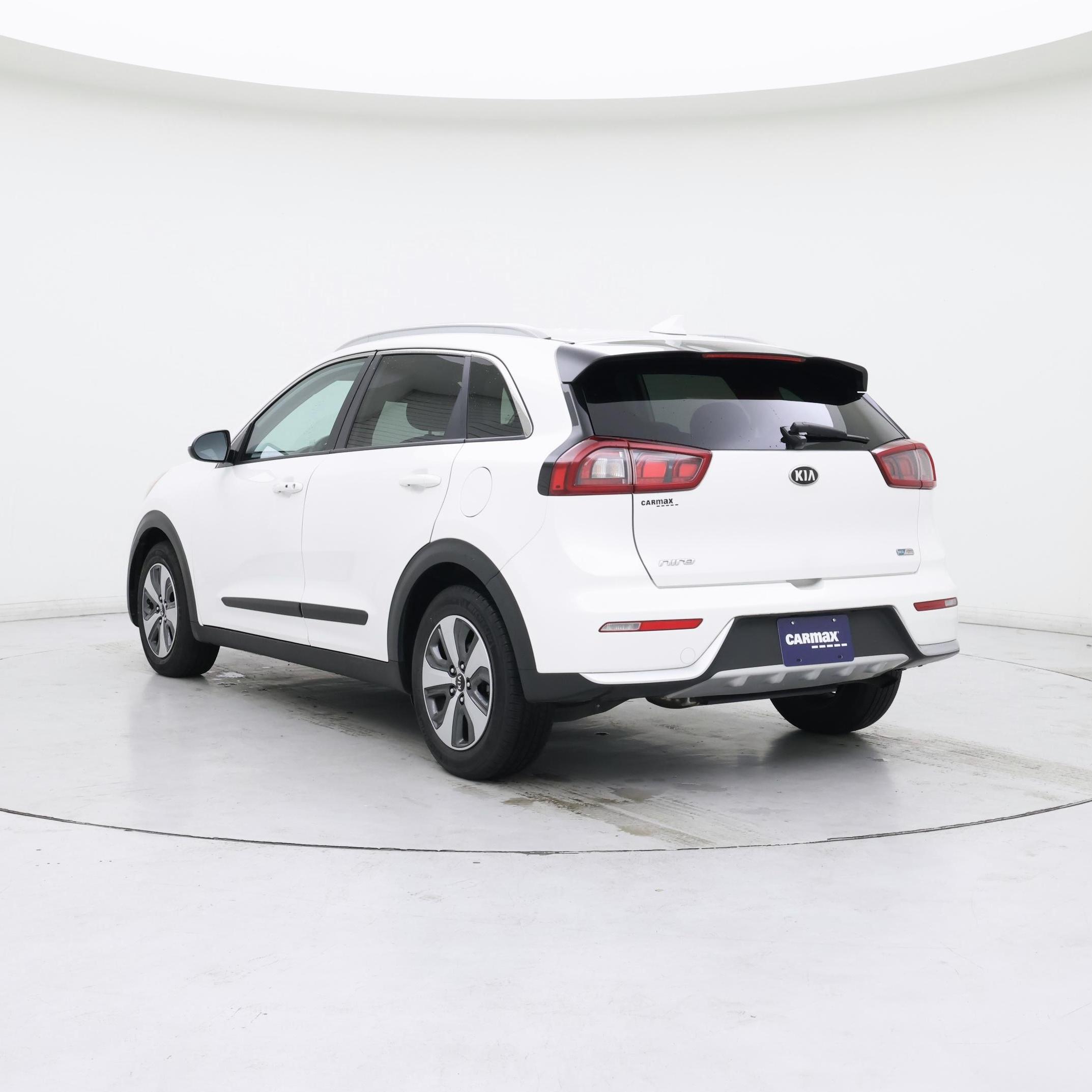 Thumbnail: 2017 Kia Niro - 2