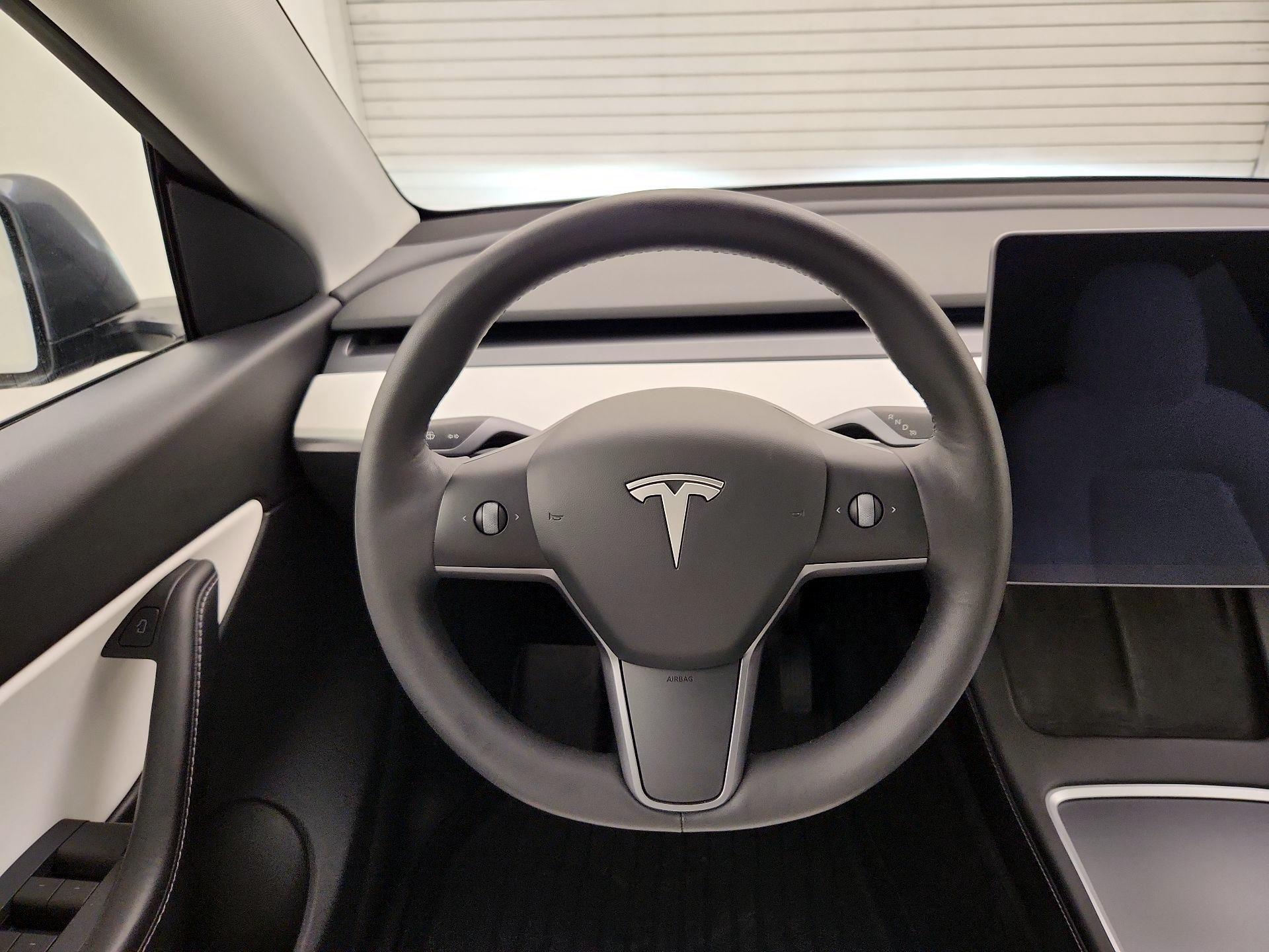 Thumbnail: 2021 Tesla Model Y - 10