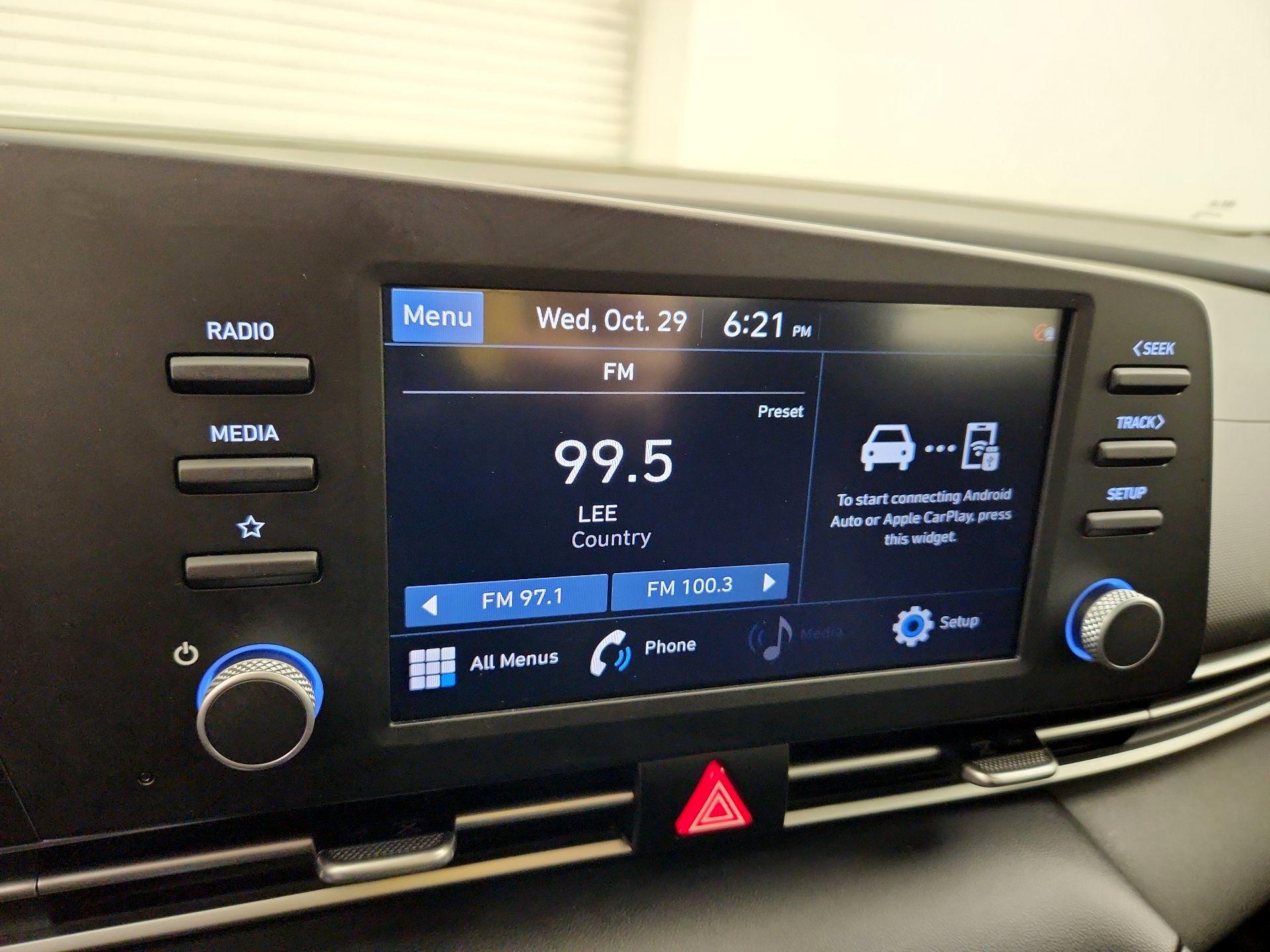 Thumbnail: 2022 Hyundai Elantra - 15