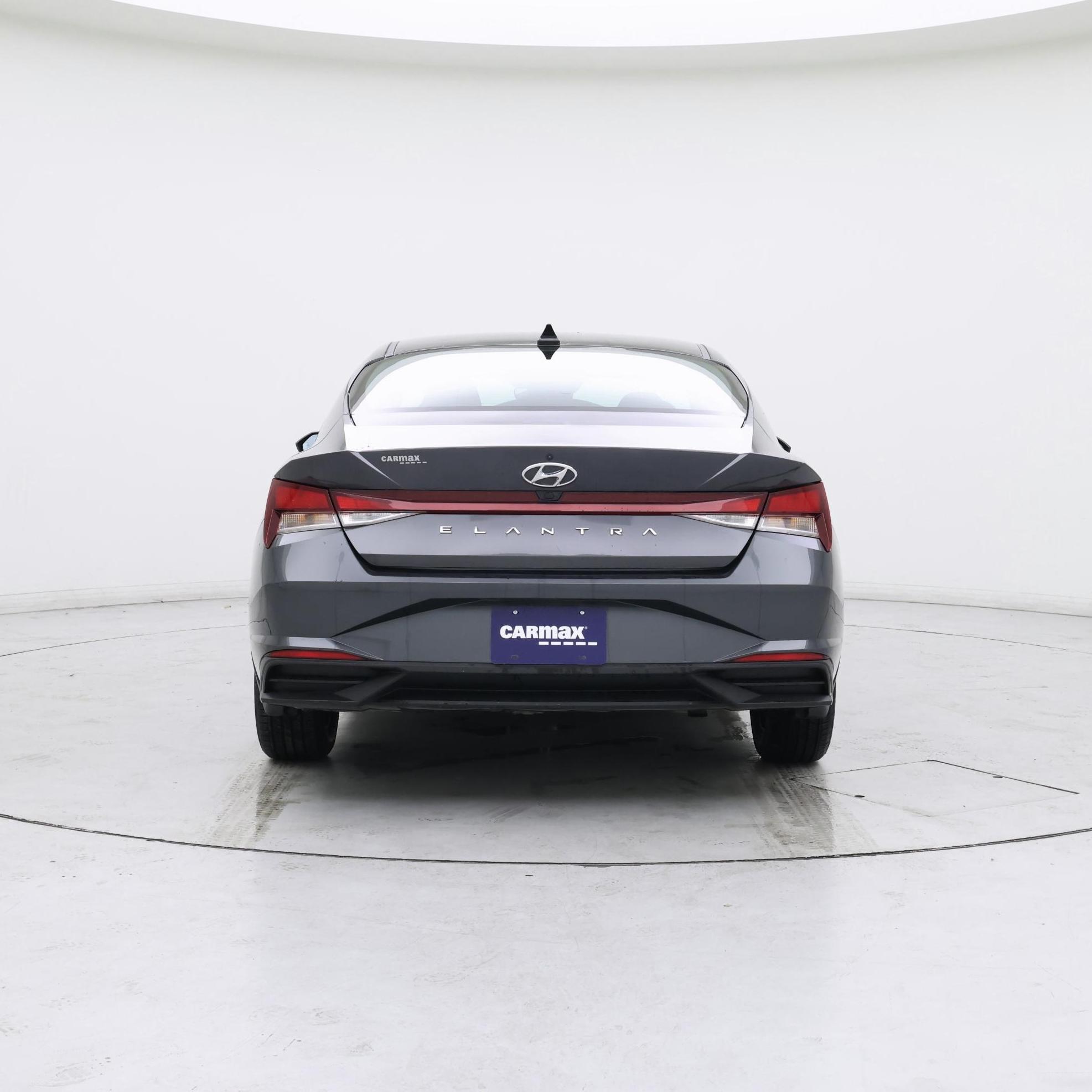 Thumbnail: 2022 Hyundai Elantra - 6