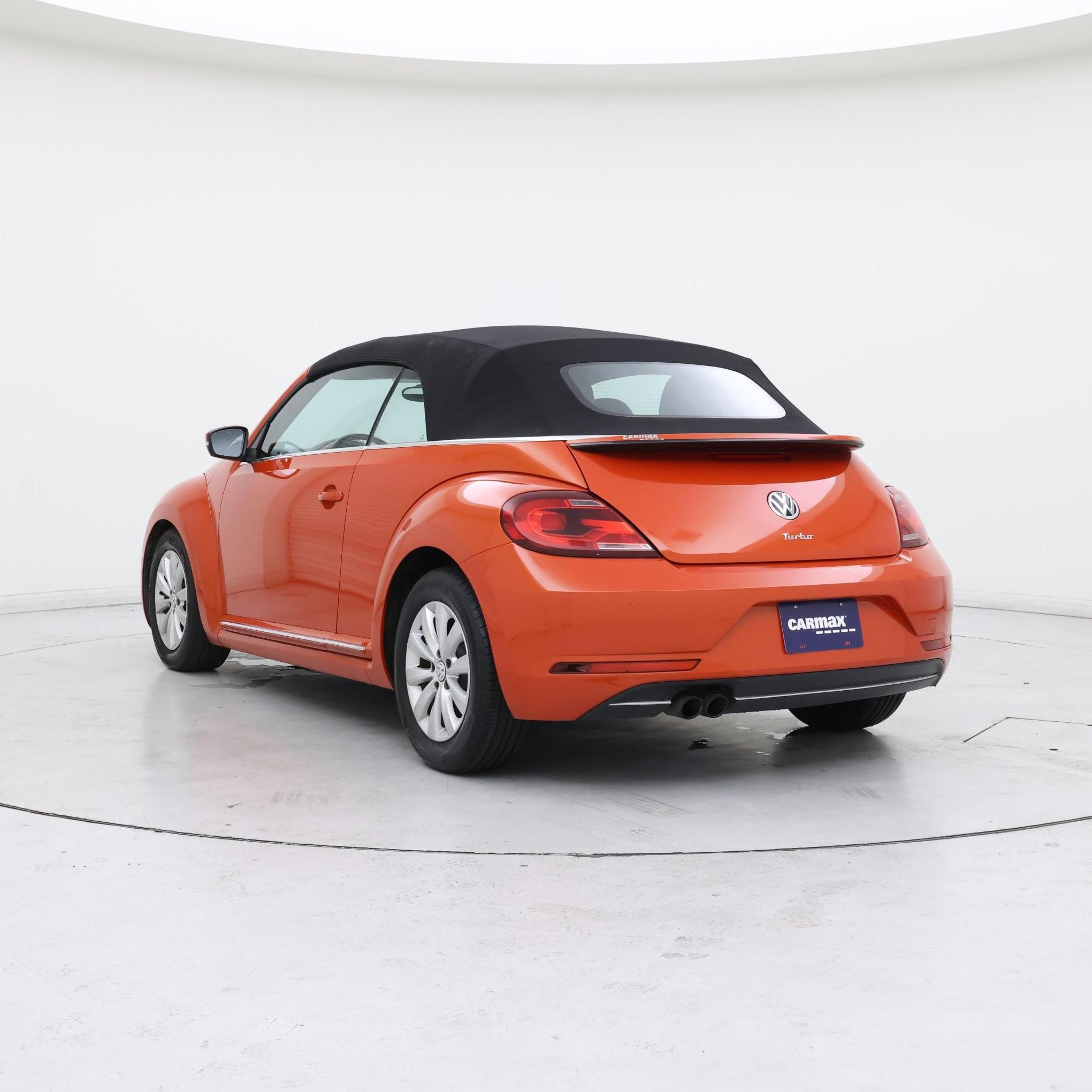Thumbnail: 2019 Volkswagen Beetle - 2