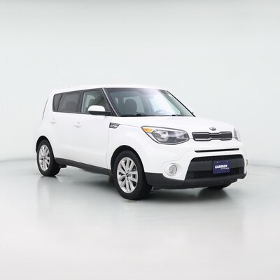 White 2018 Kia Soul +