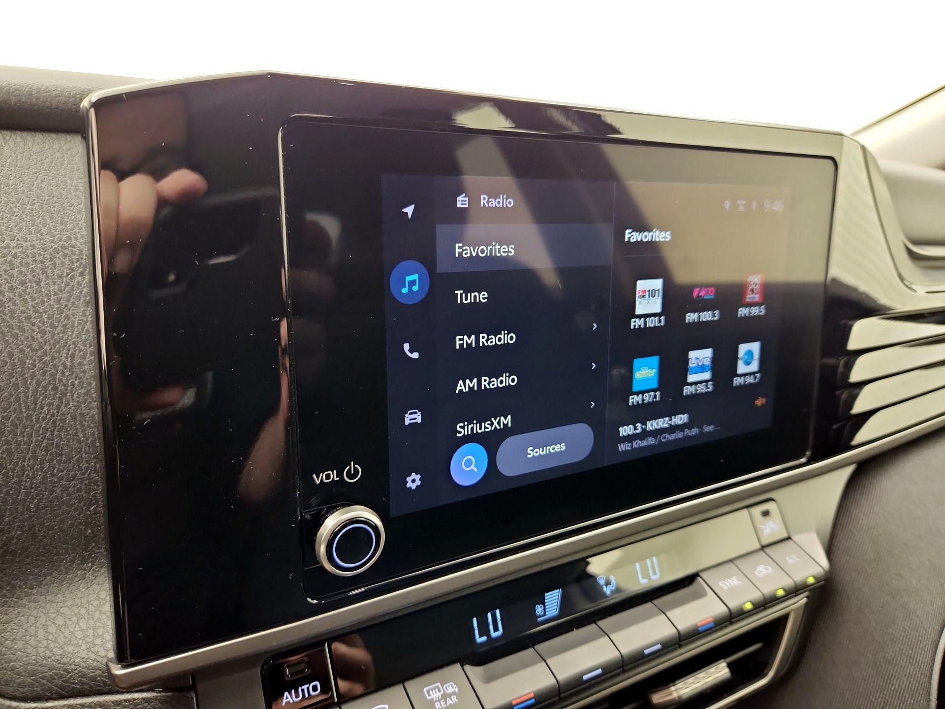 Thumbnail: 2025 Toyota Camry - 15