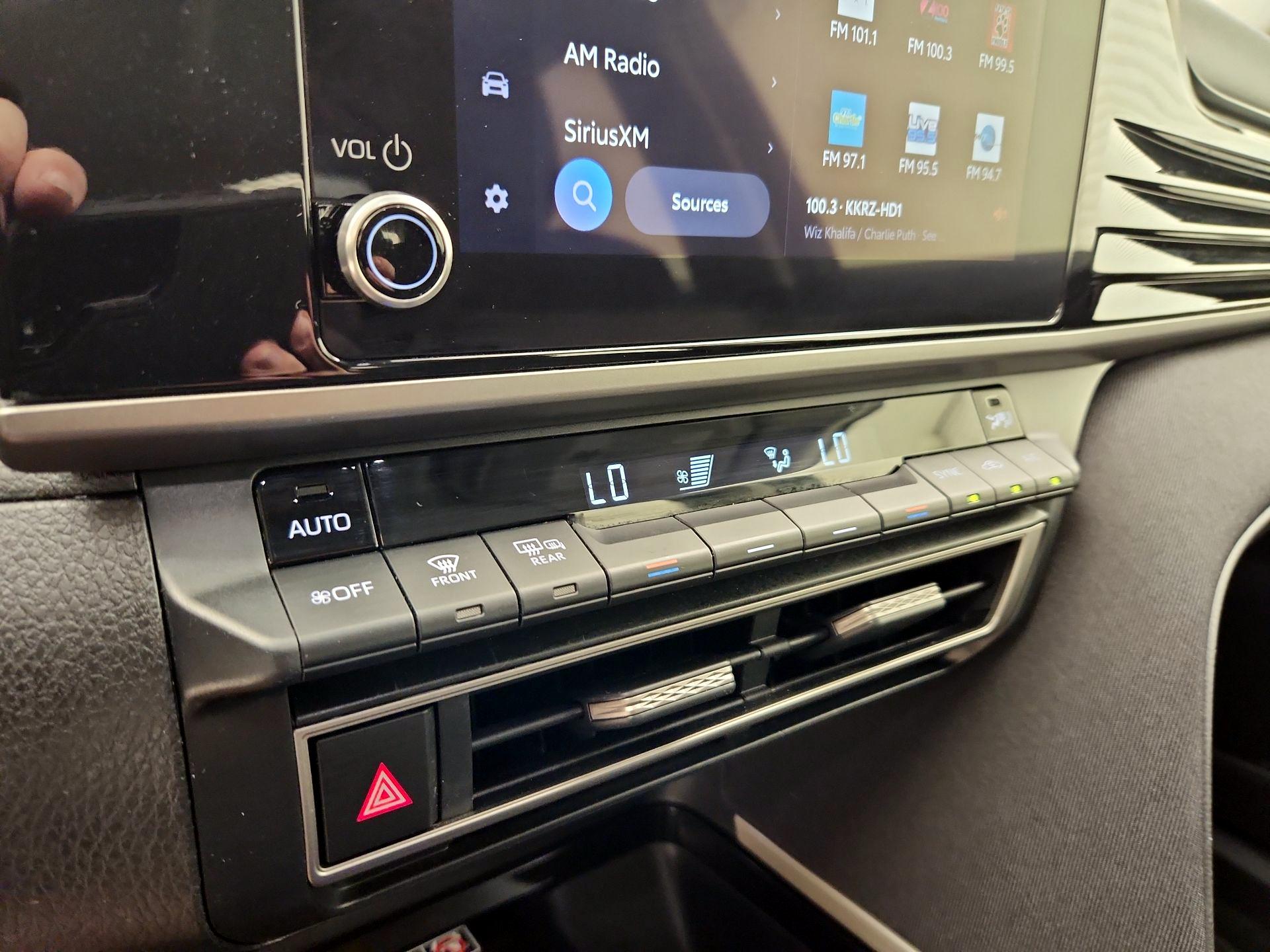 Thumbnail: 2025 Toyota Camry - 16