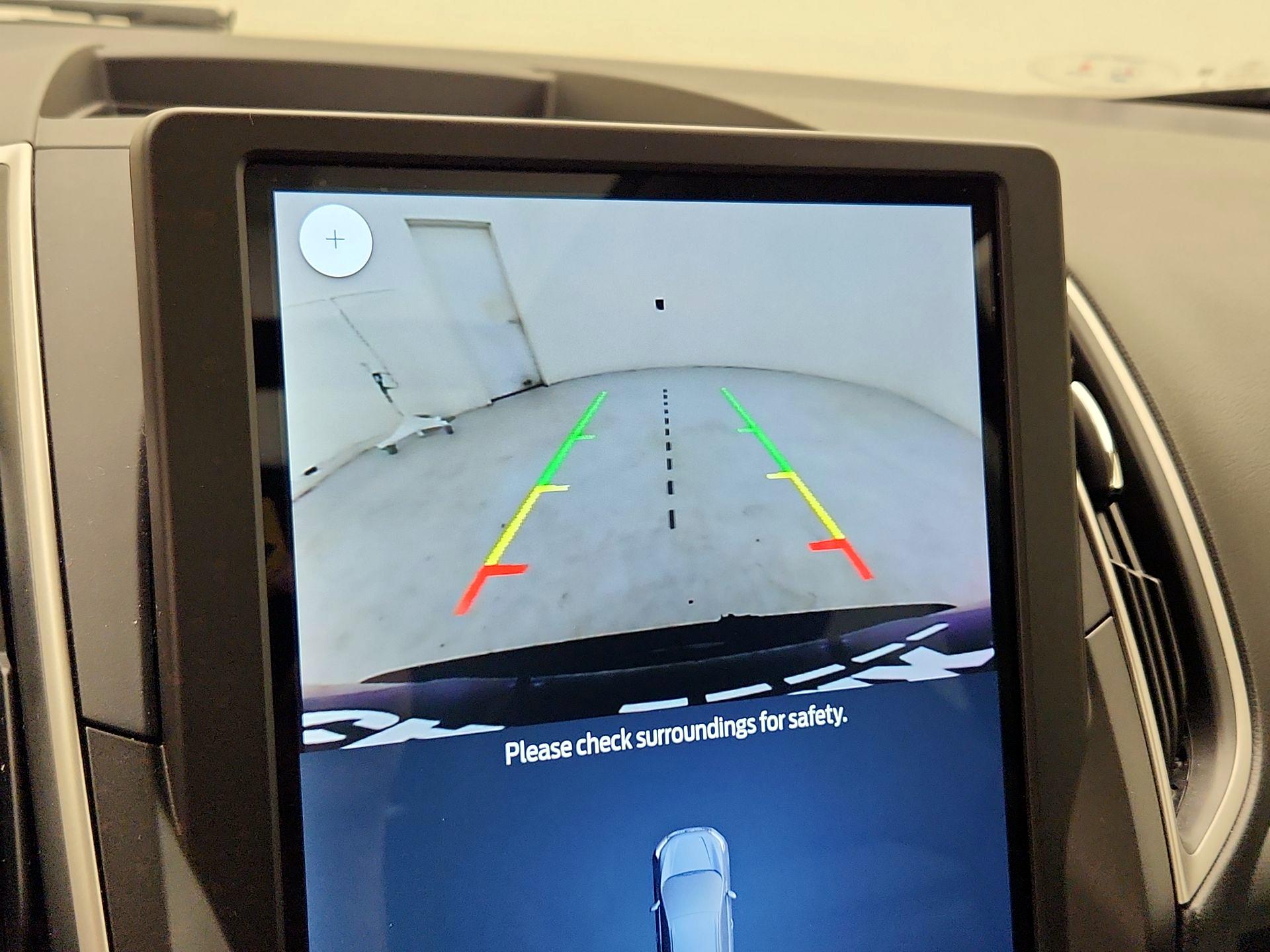 Thumbnail: 2021 Ford Edge - 14