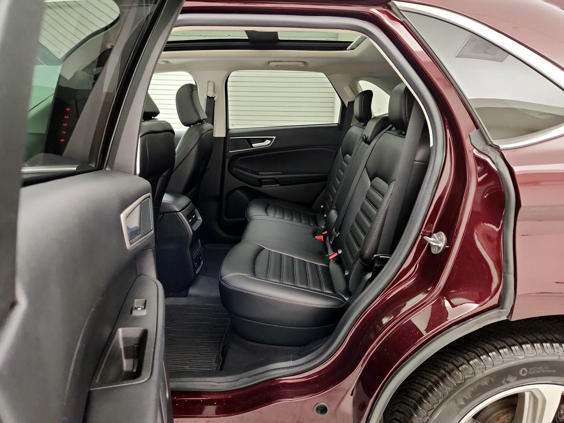 Thumbnail: 2021 Ford Edge - 20