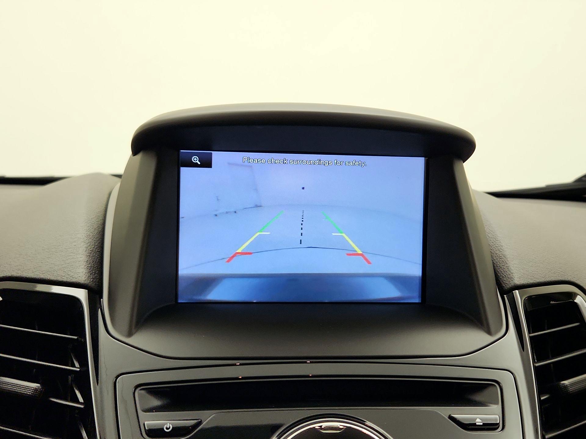 Thumbnail: 2014 Ford Fiesta - 15