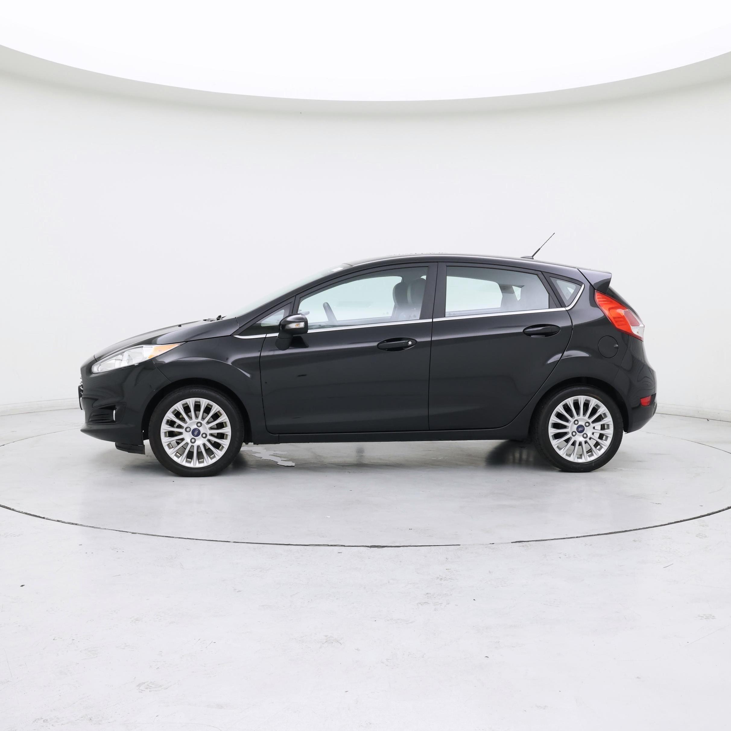 Thumbnail: 2014 Ford Fiesta - 3