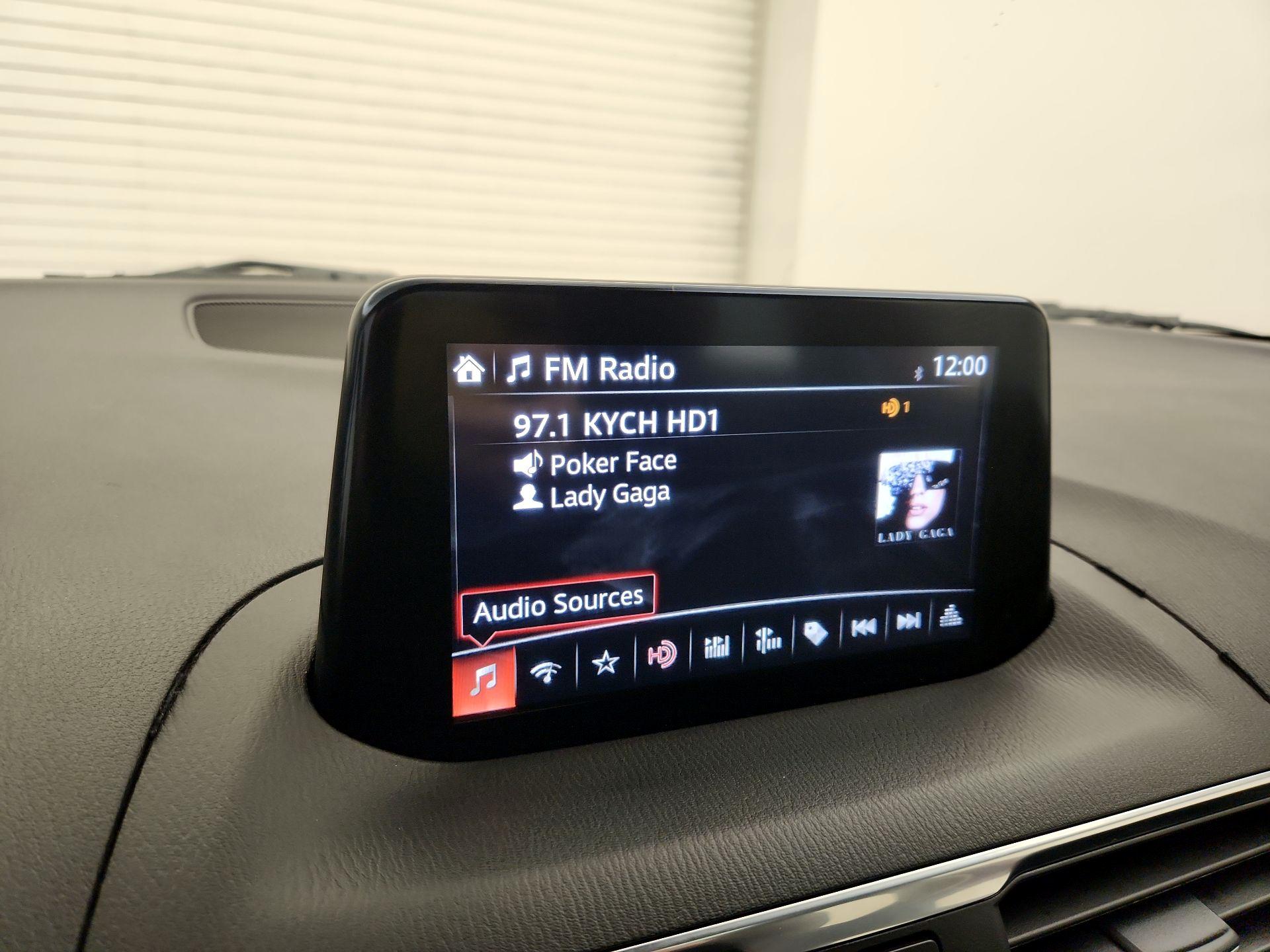 Thumbnail: 2017 Mazda Mazda3 - 16