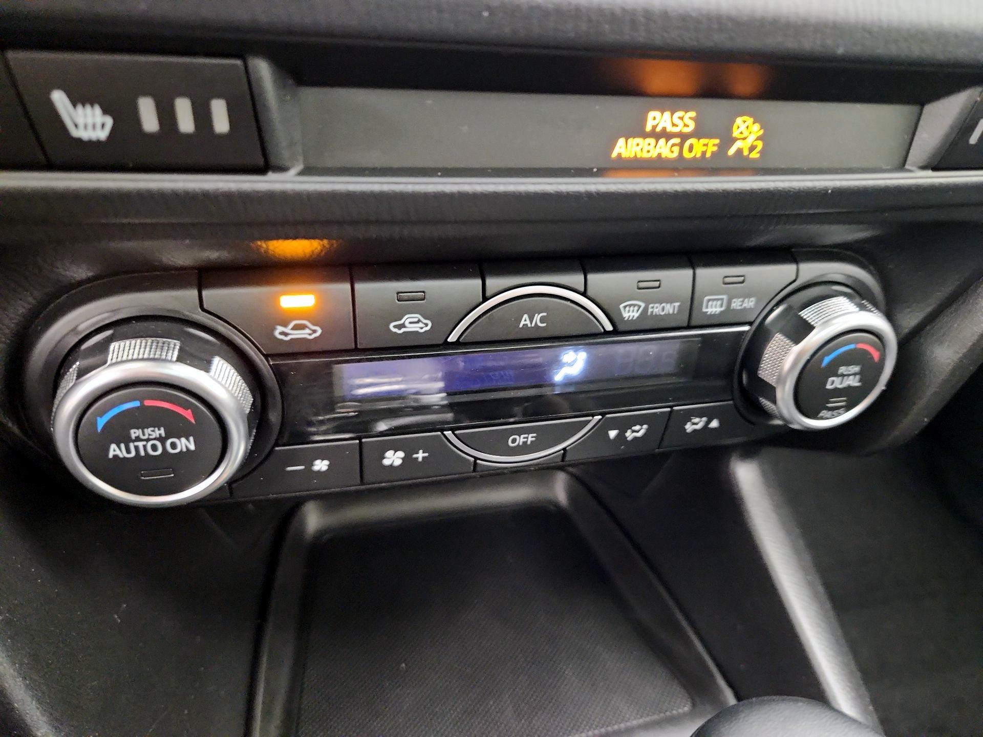 Thumbnail: 2017 Mazda Mazda3 - 17