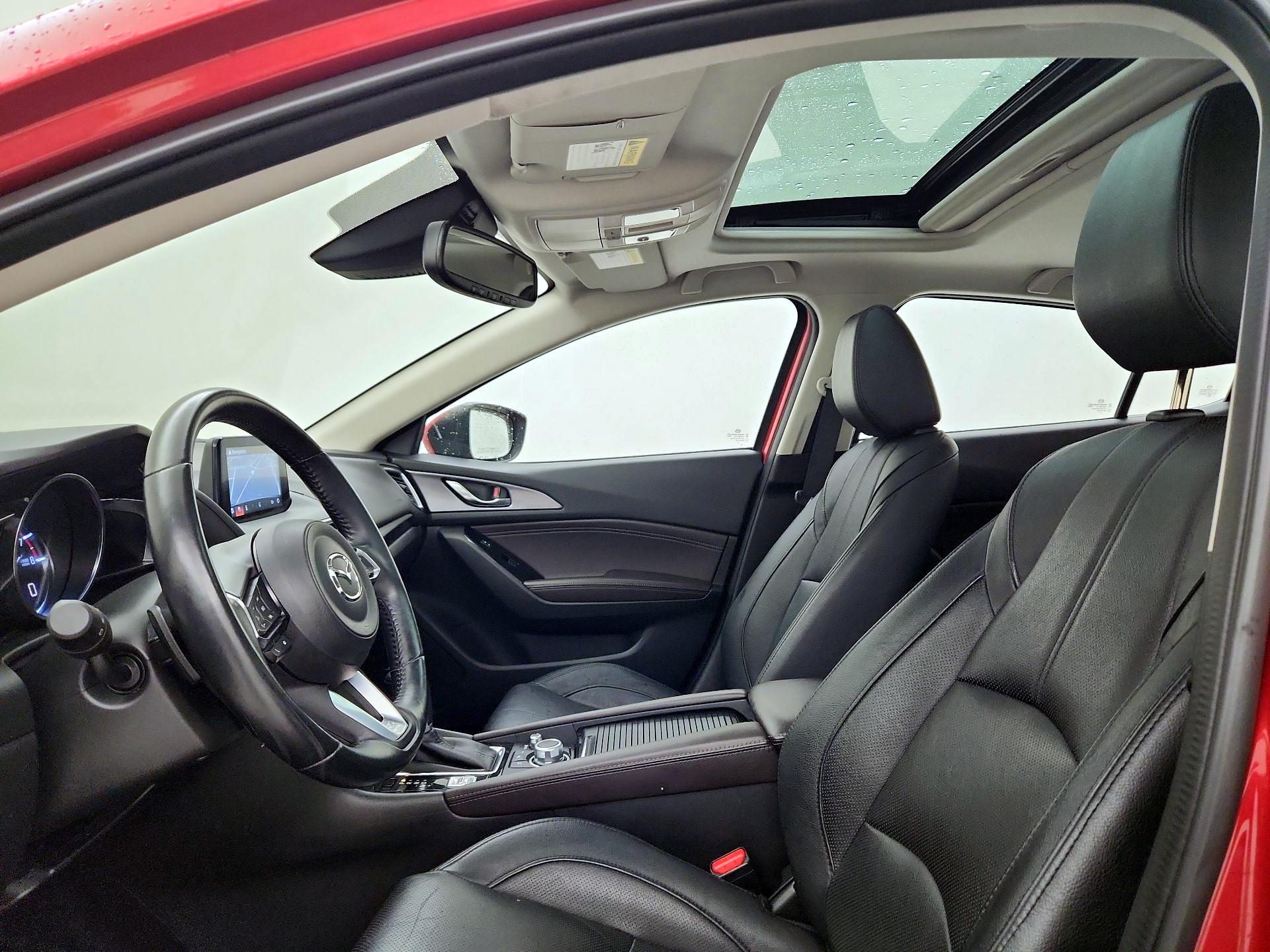 Thumbnail: 2017 Mazda Mazda3 - 20