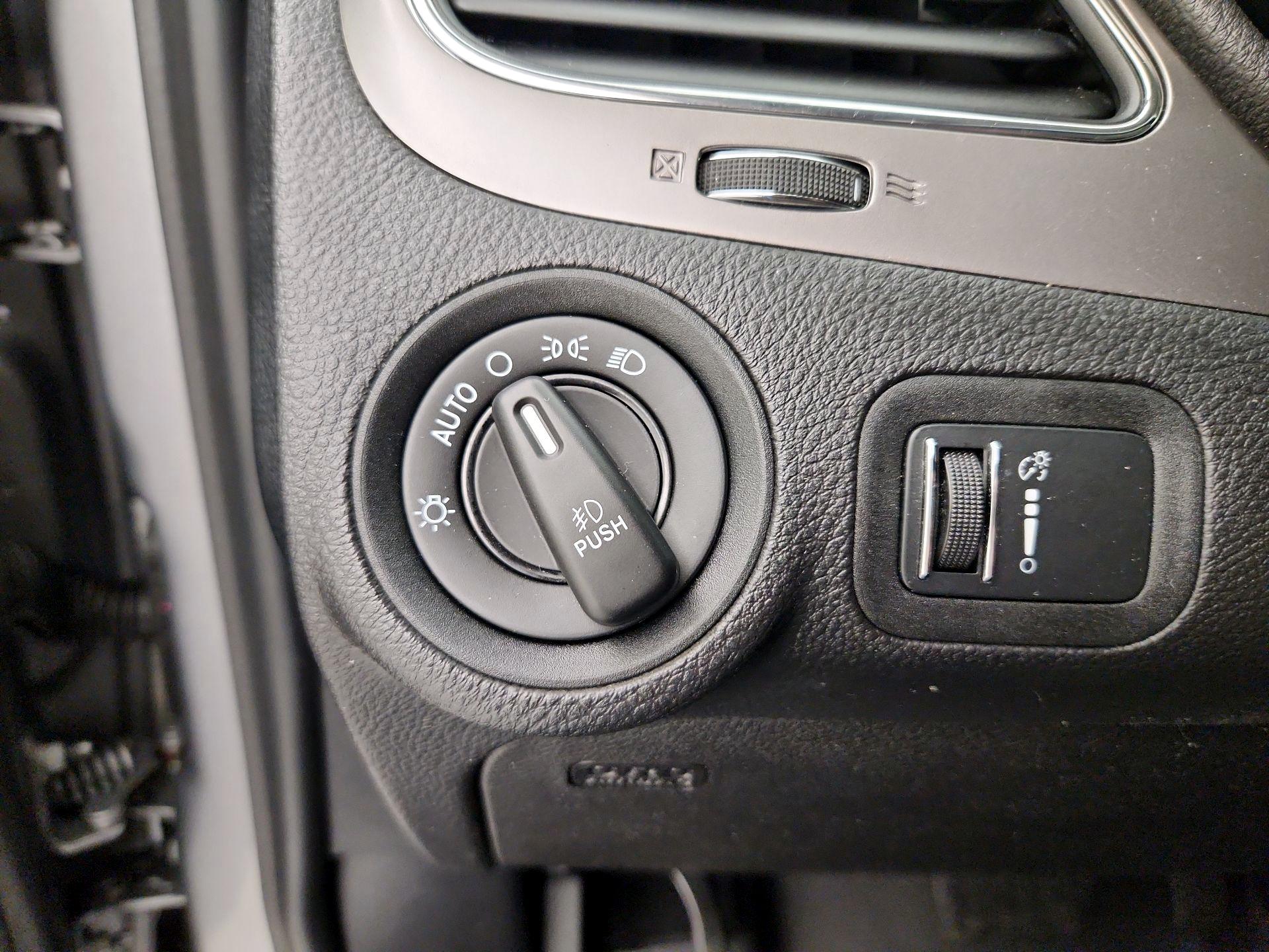 Thumbnail: 2015 Dodge Journey - 13