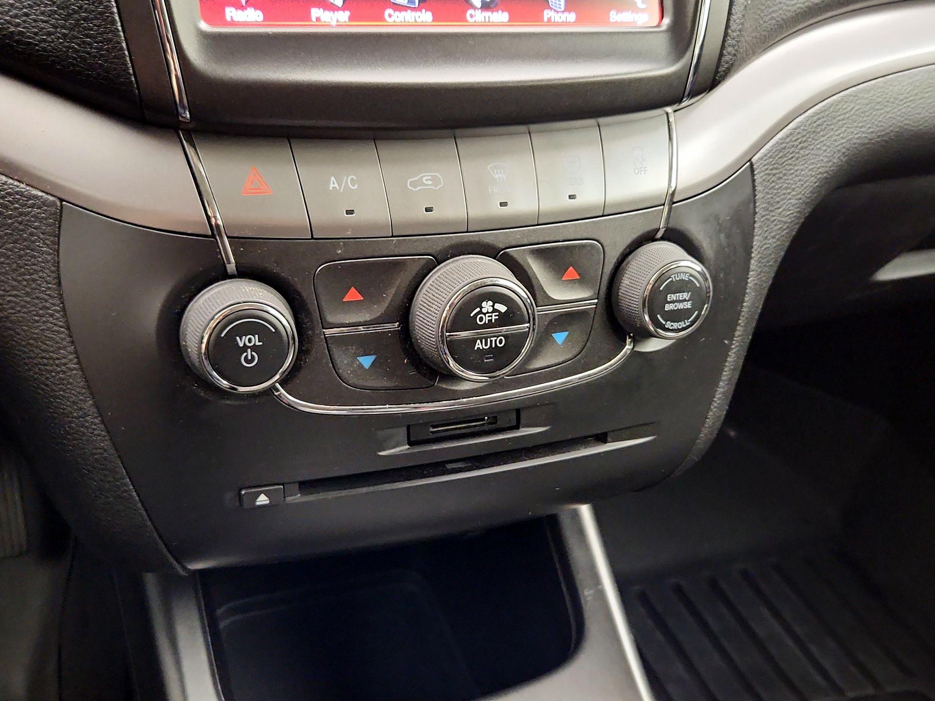 Thumbnail: 2015 Dodge Journey - 16