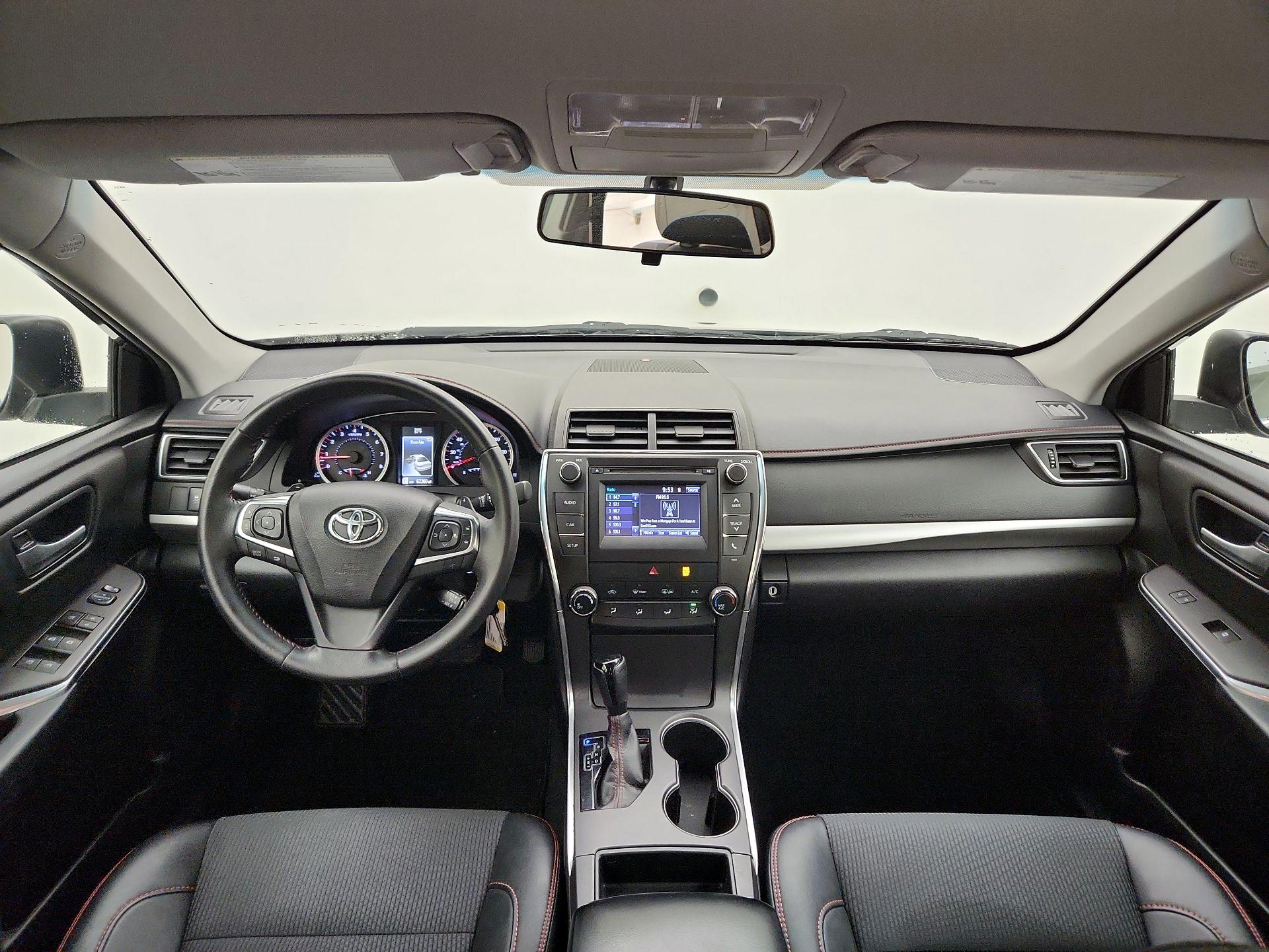 Thumbnail: 2017 Toyota Camry - 9