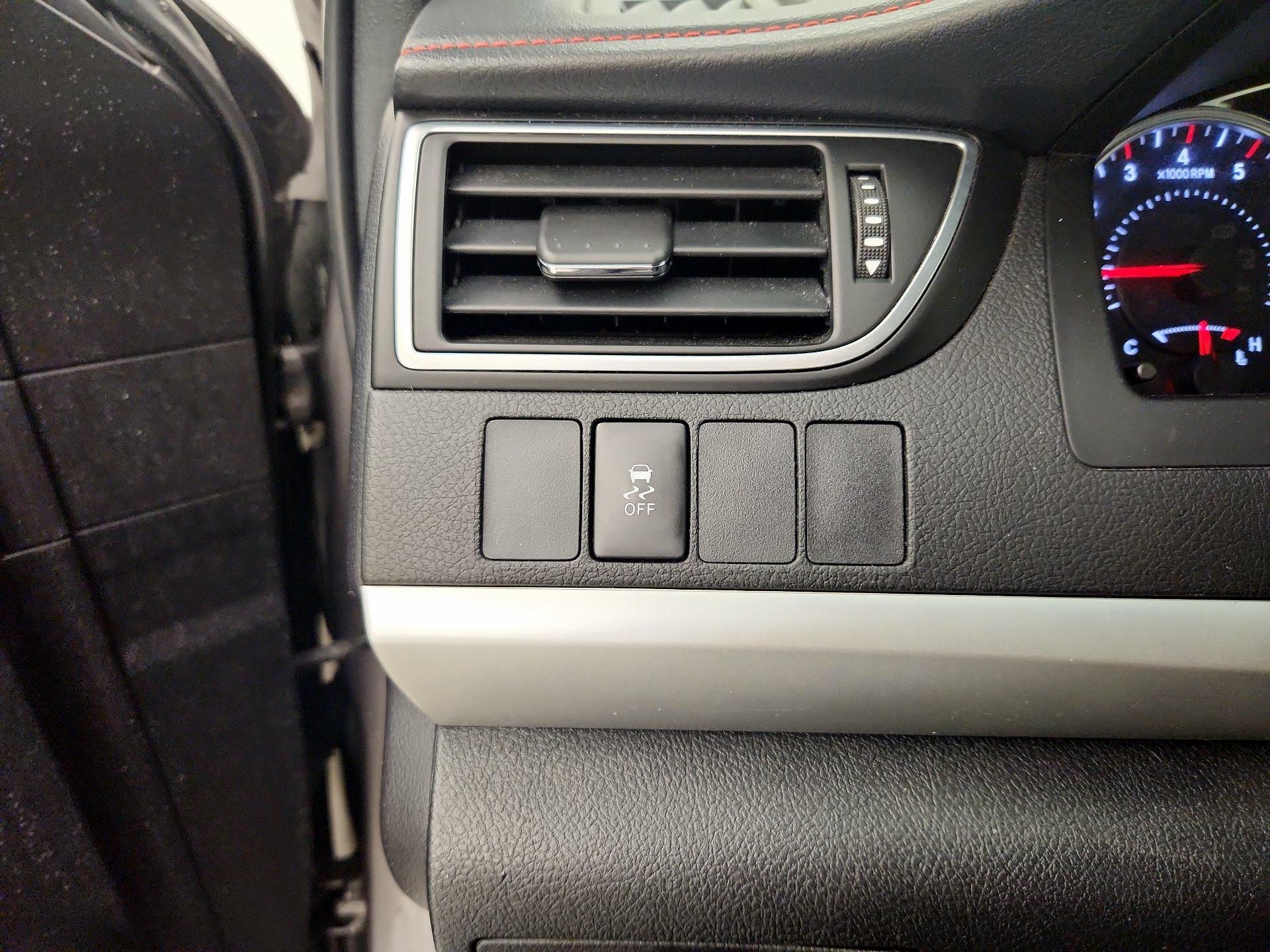 Thumbnail: 2017 Toyota Camry - 13