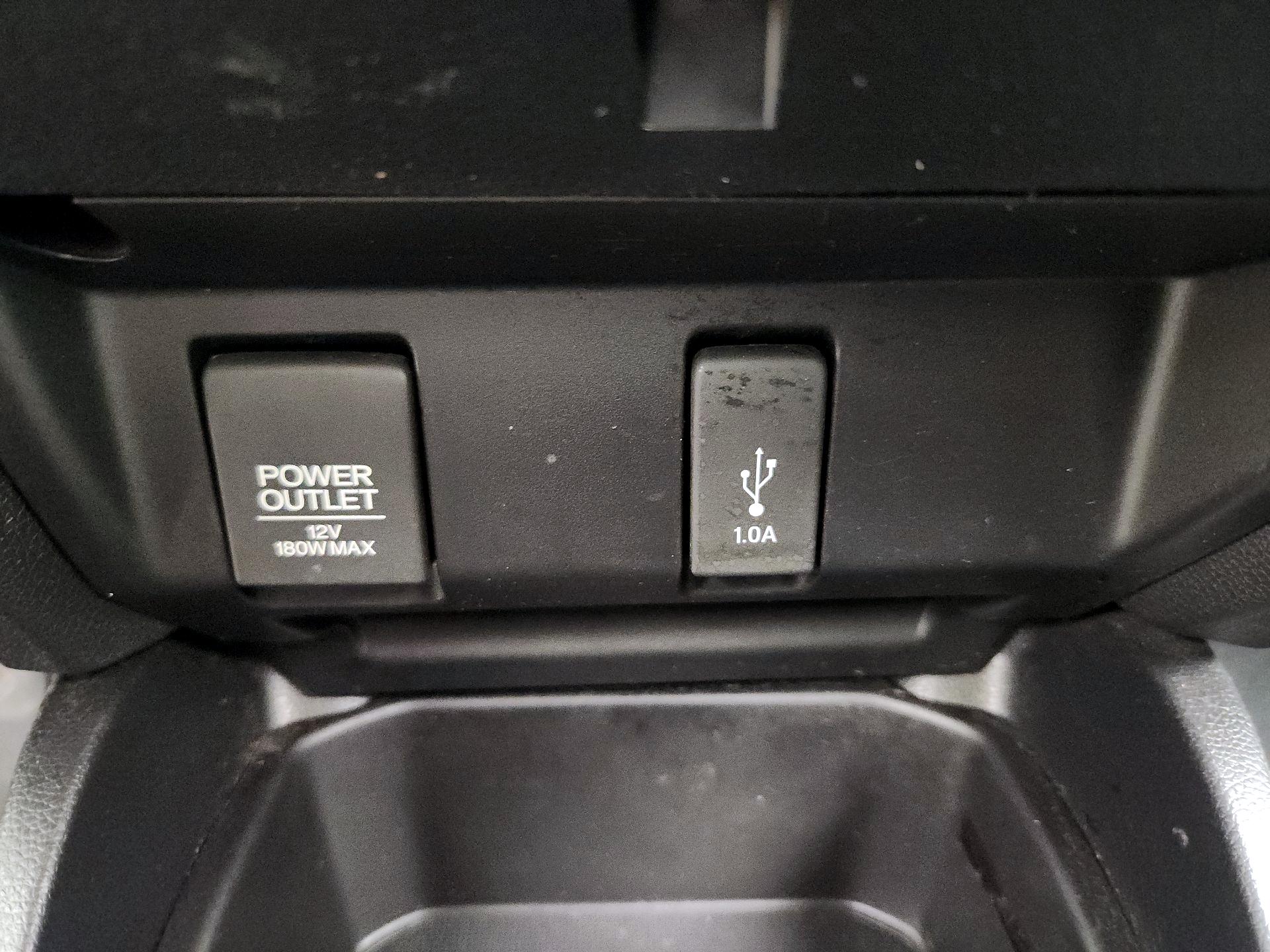 Thumbnail: 2018 Honda Fit - 18