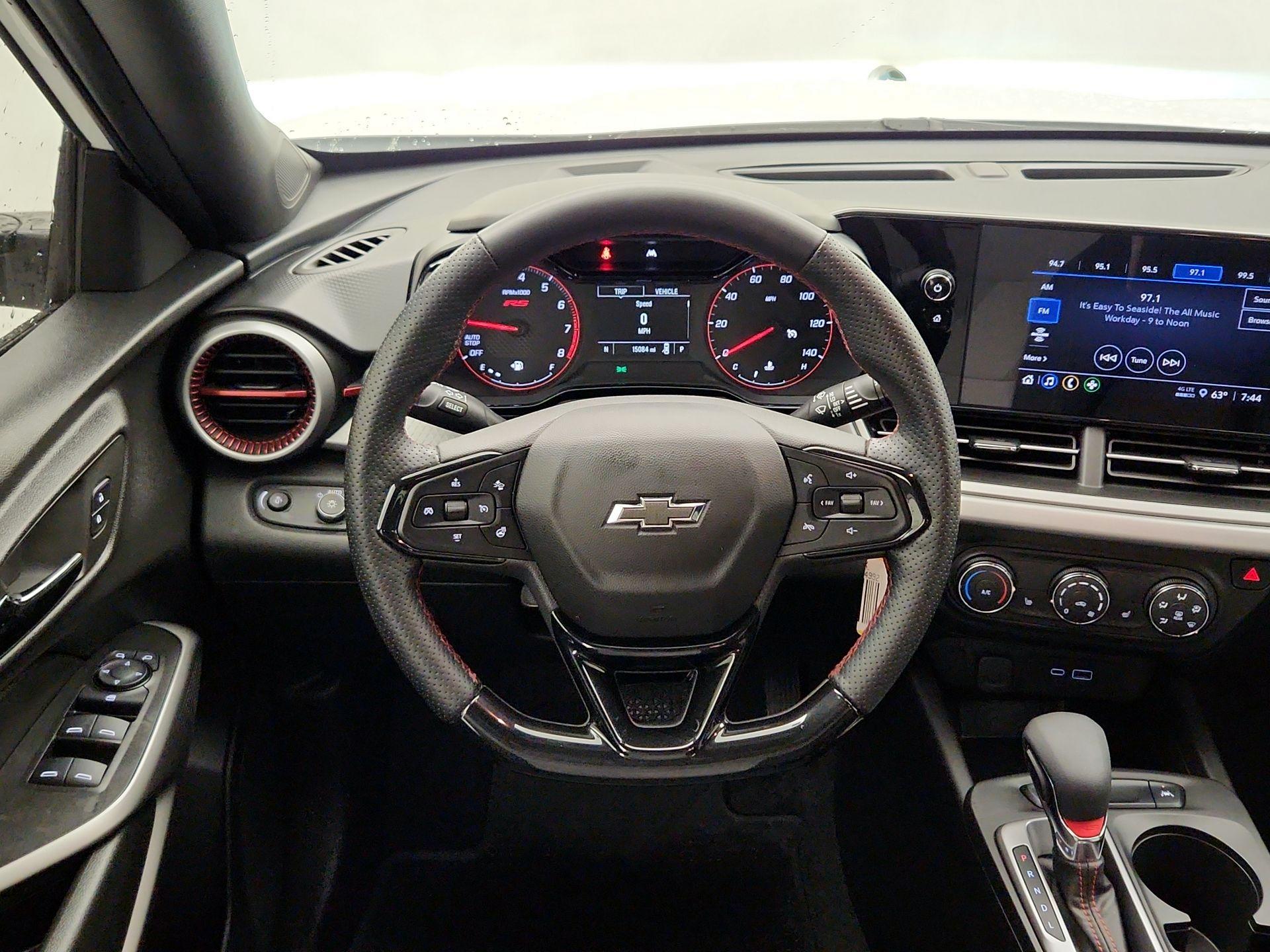 Thumbnail: 2024 Chevrolet Trax - 10