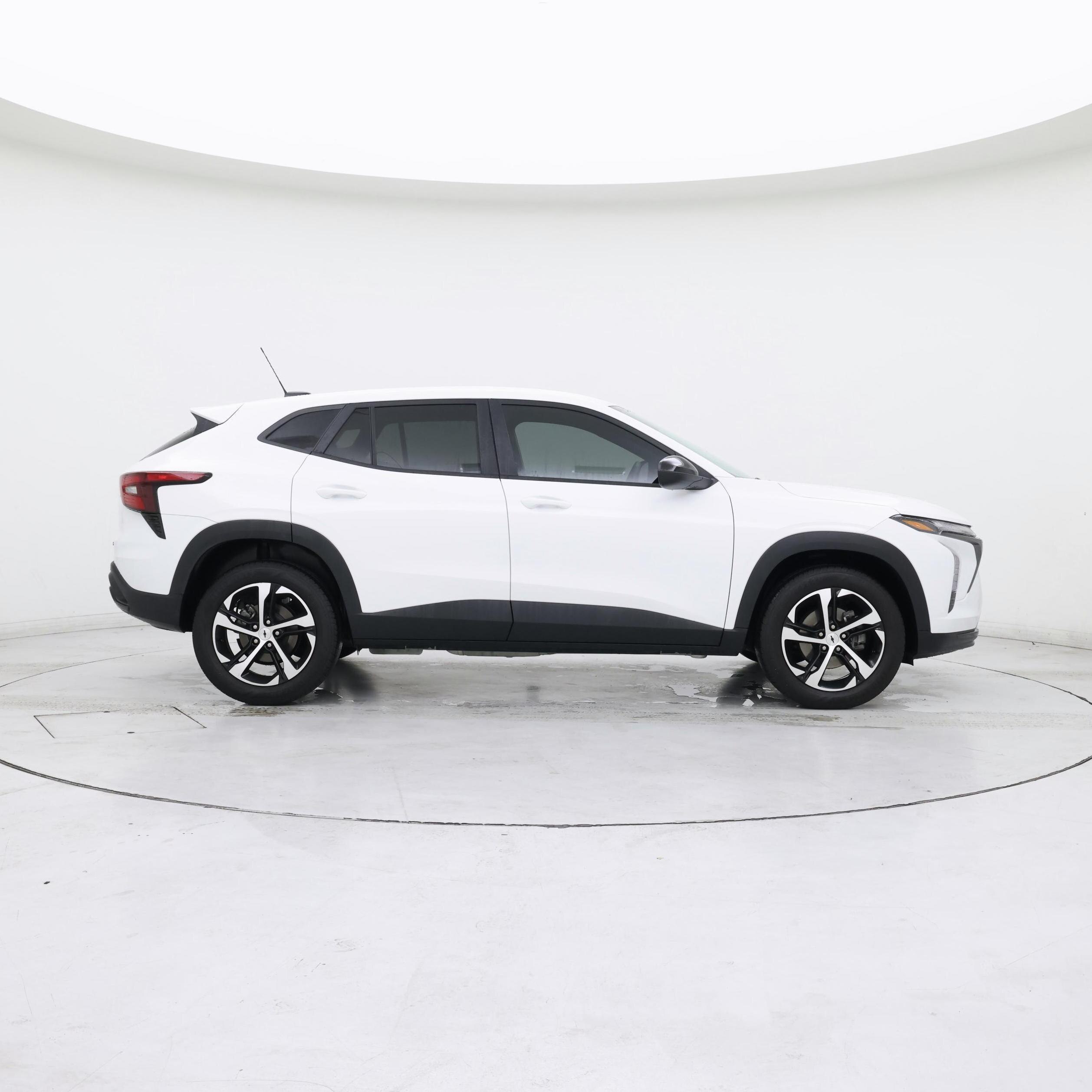 Thumbnail: 2024 Chevrolet Trax - 7