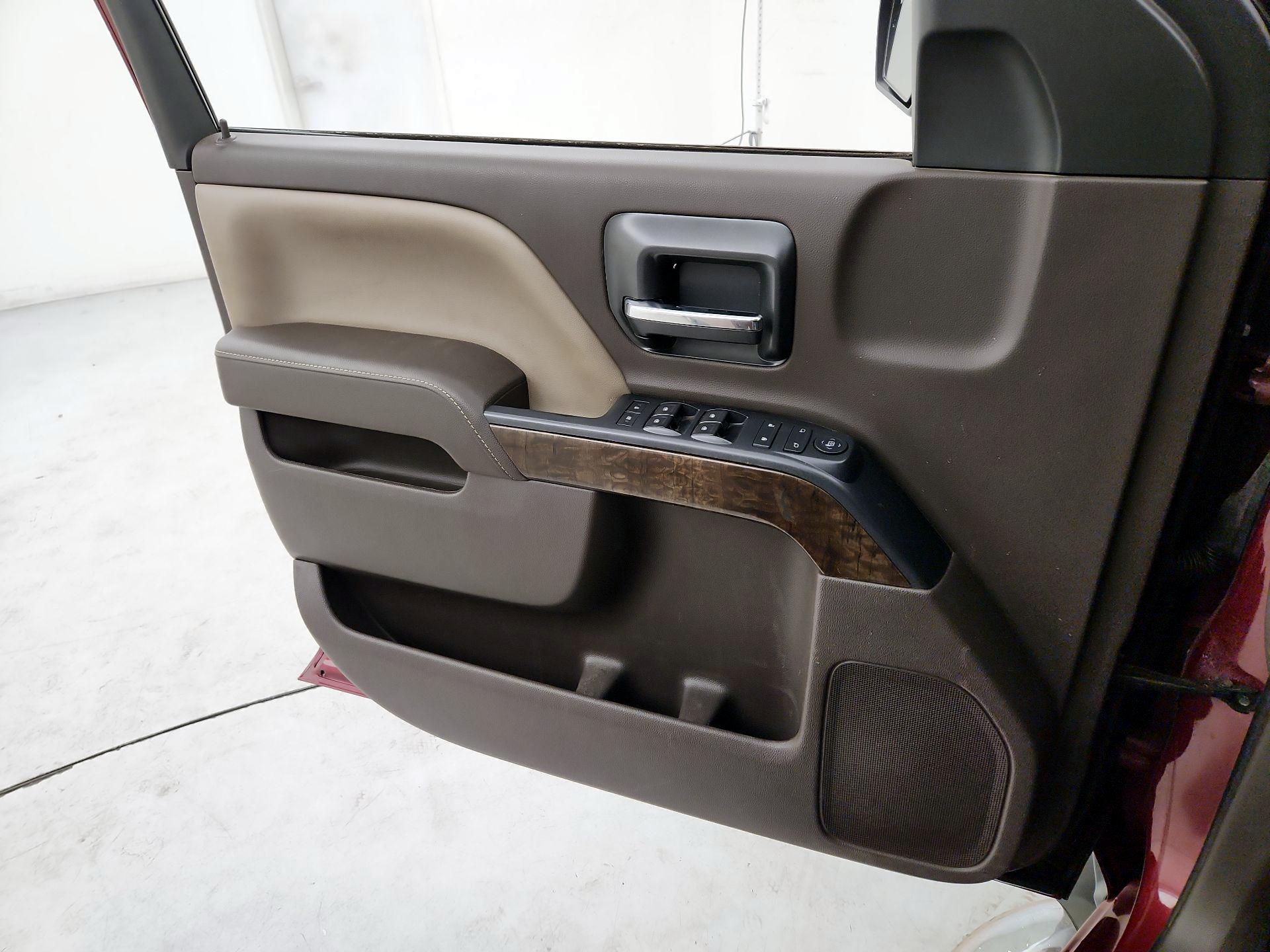 Thumbnail: 2015 Chevrolet Silverado 1500 - 12