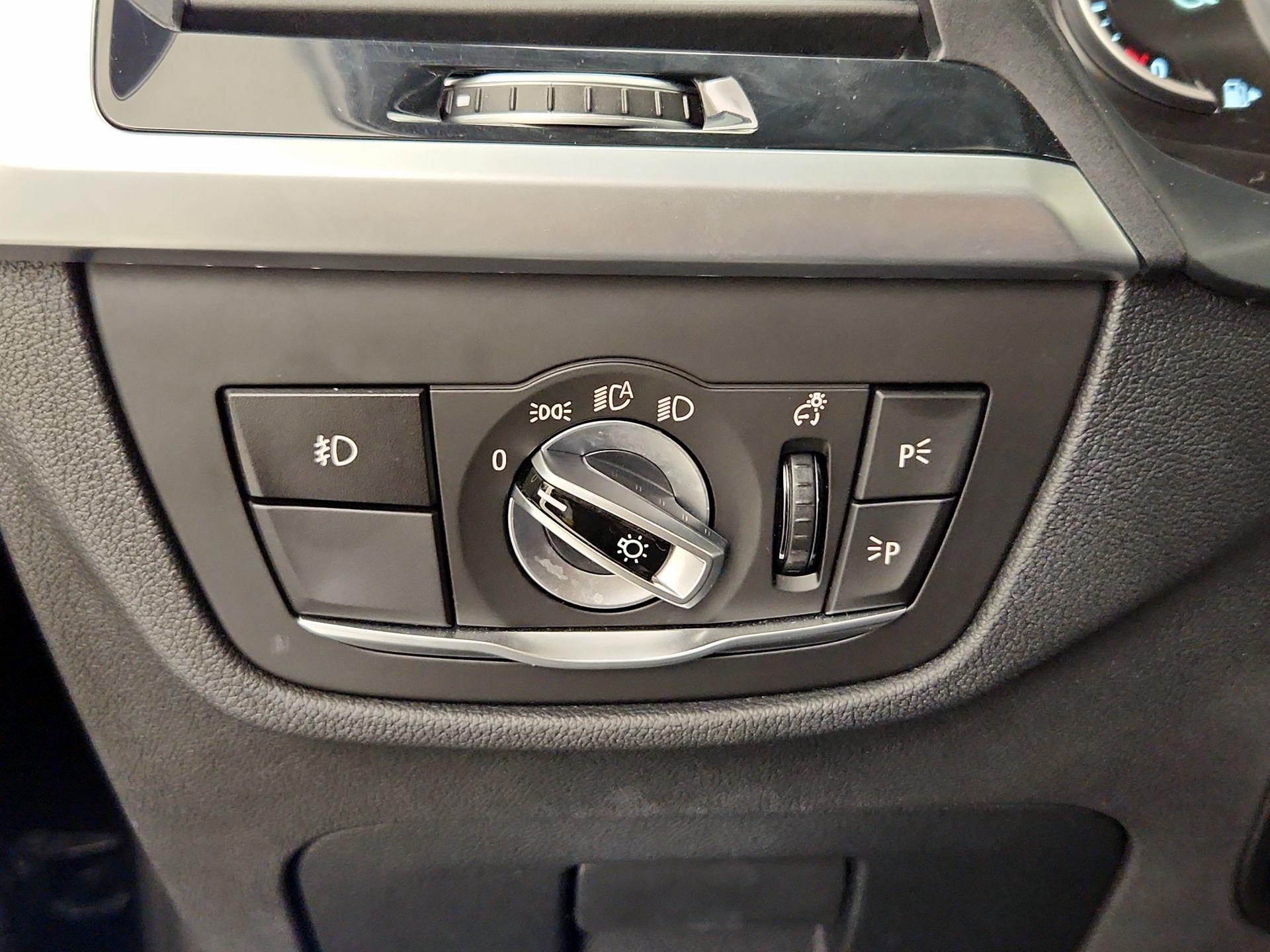 Thumbnail: 2019 BMW X3 - 13