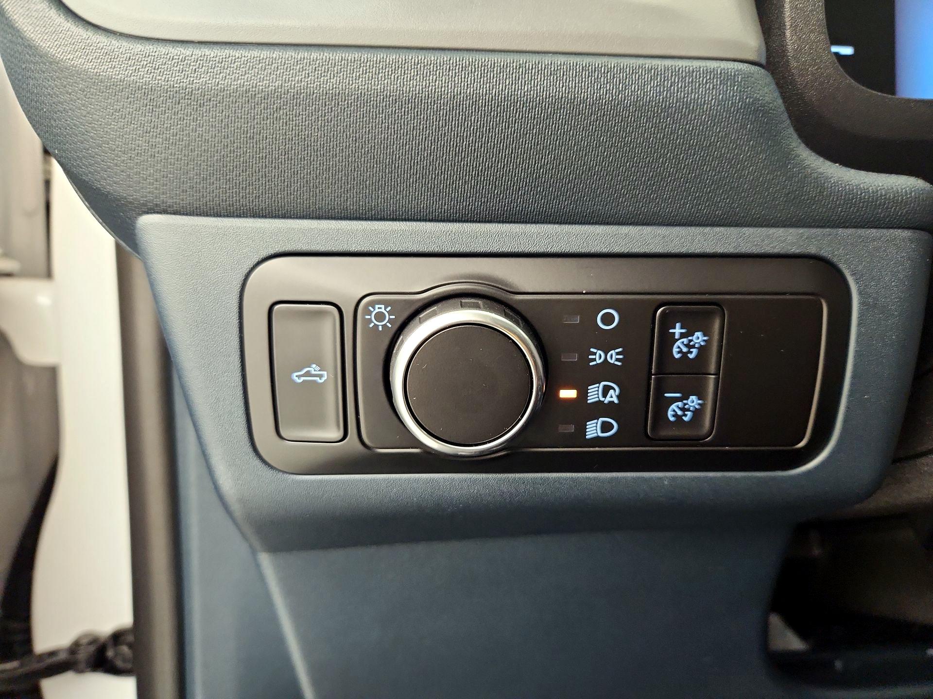 Thumbnail: 2025 Ford Maverick - 13