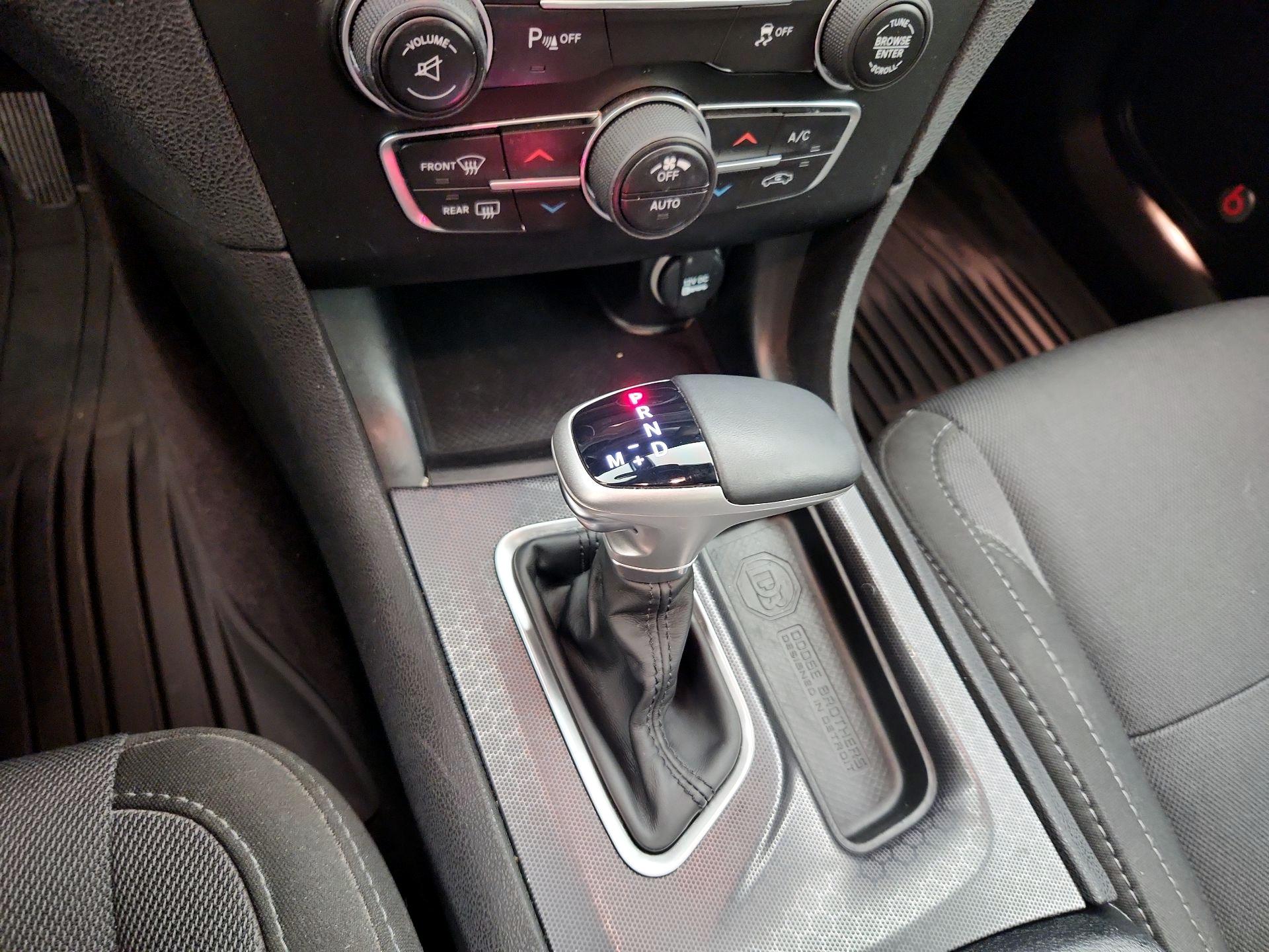 Thumbnail: 2016 Dodge Charger - 18