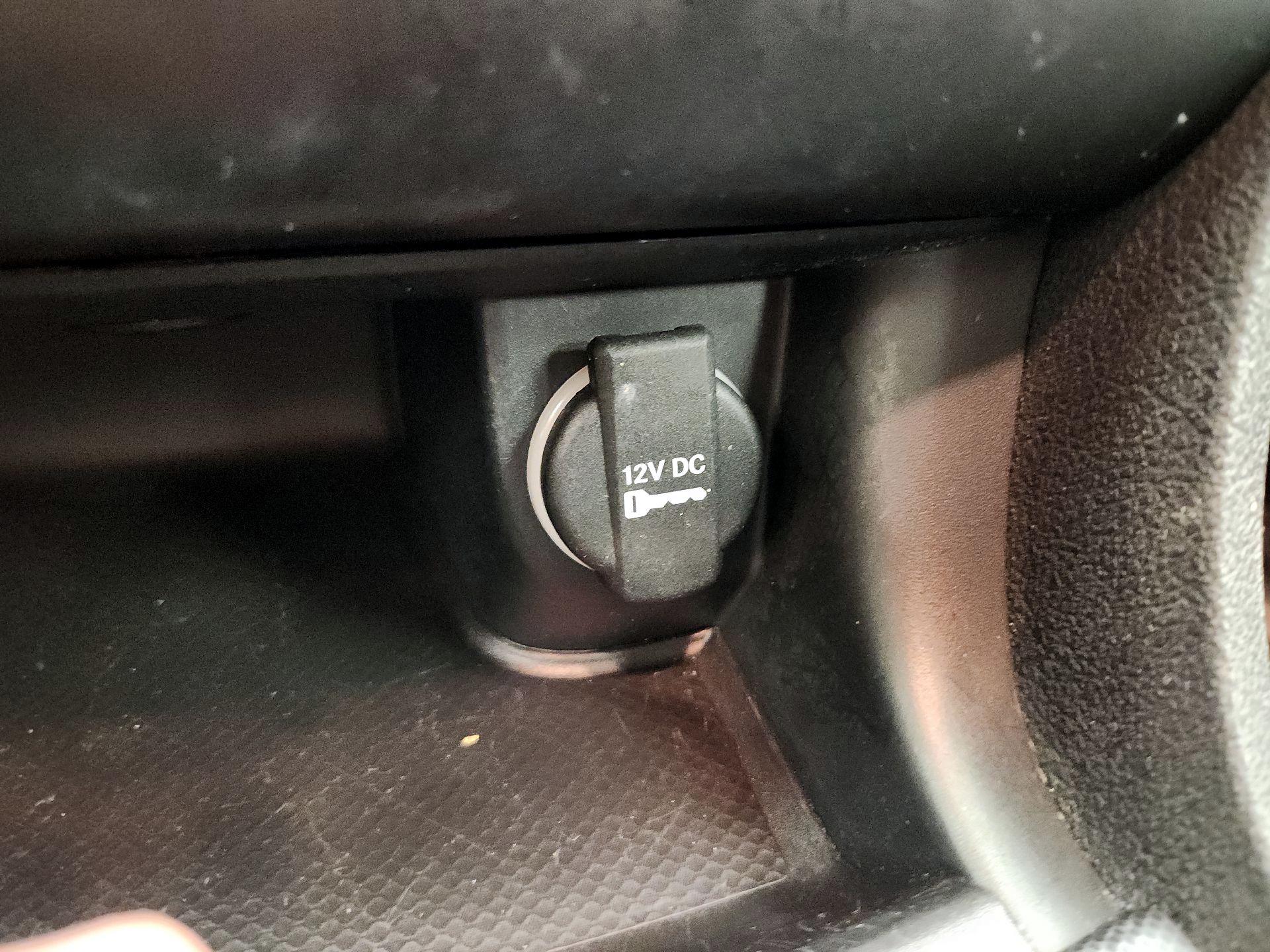 Thumbnail: 2016 Dodge Charger - 19