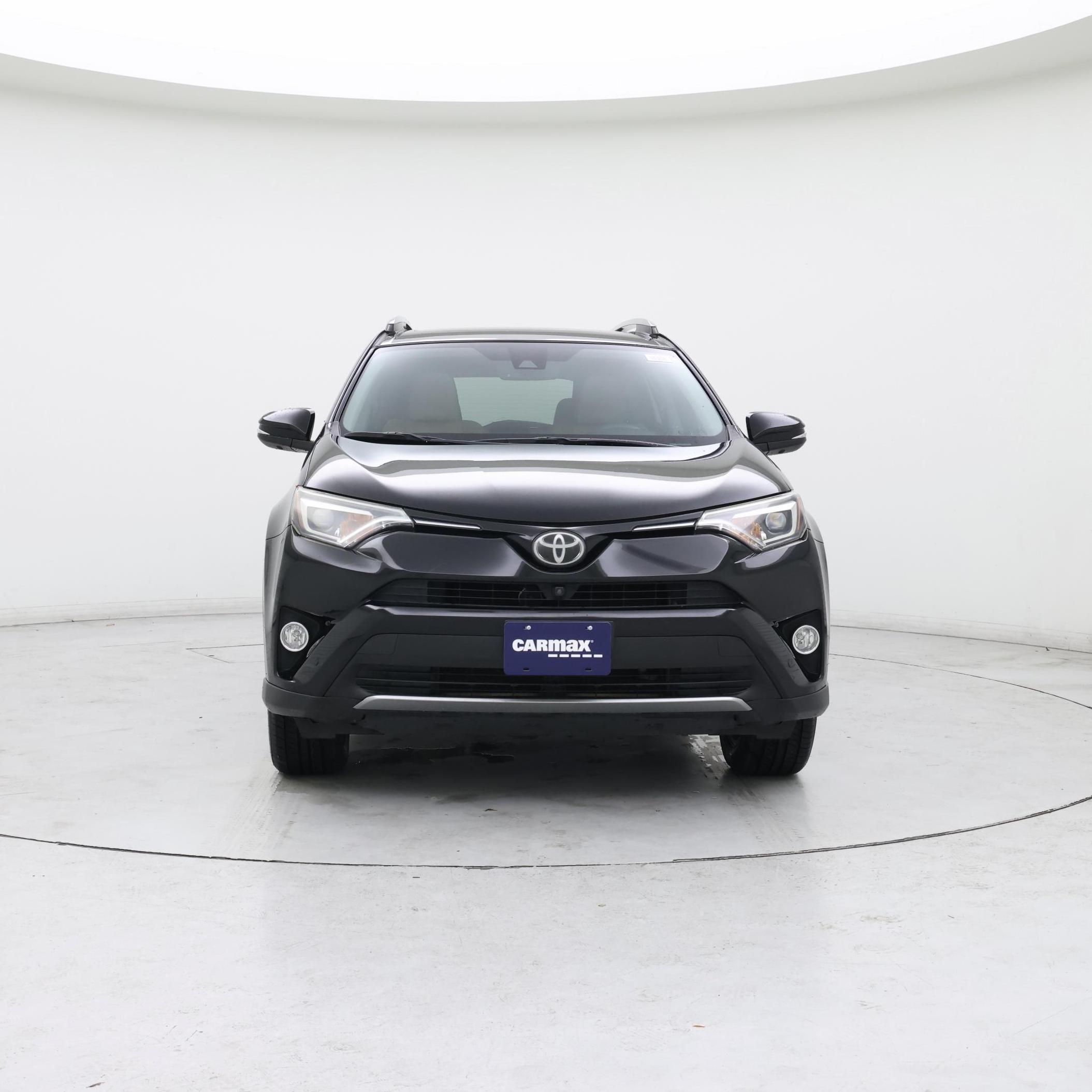 Thumbnail: 2017 Toyota RAV4 - 5