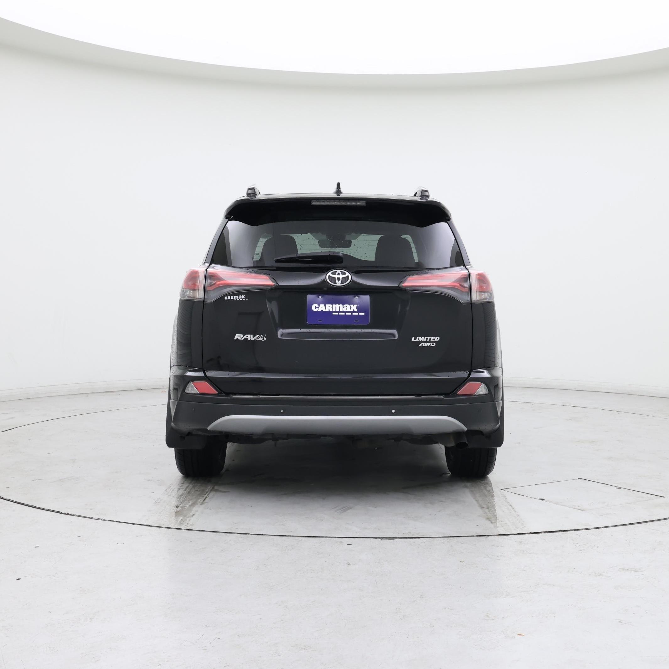 Thumbnail: 2017 Toyota RAV4 - 6