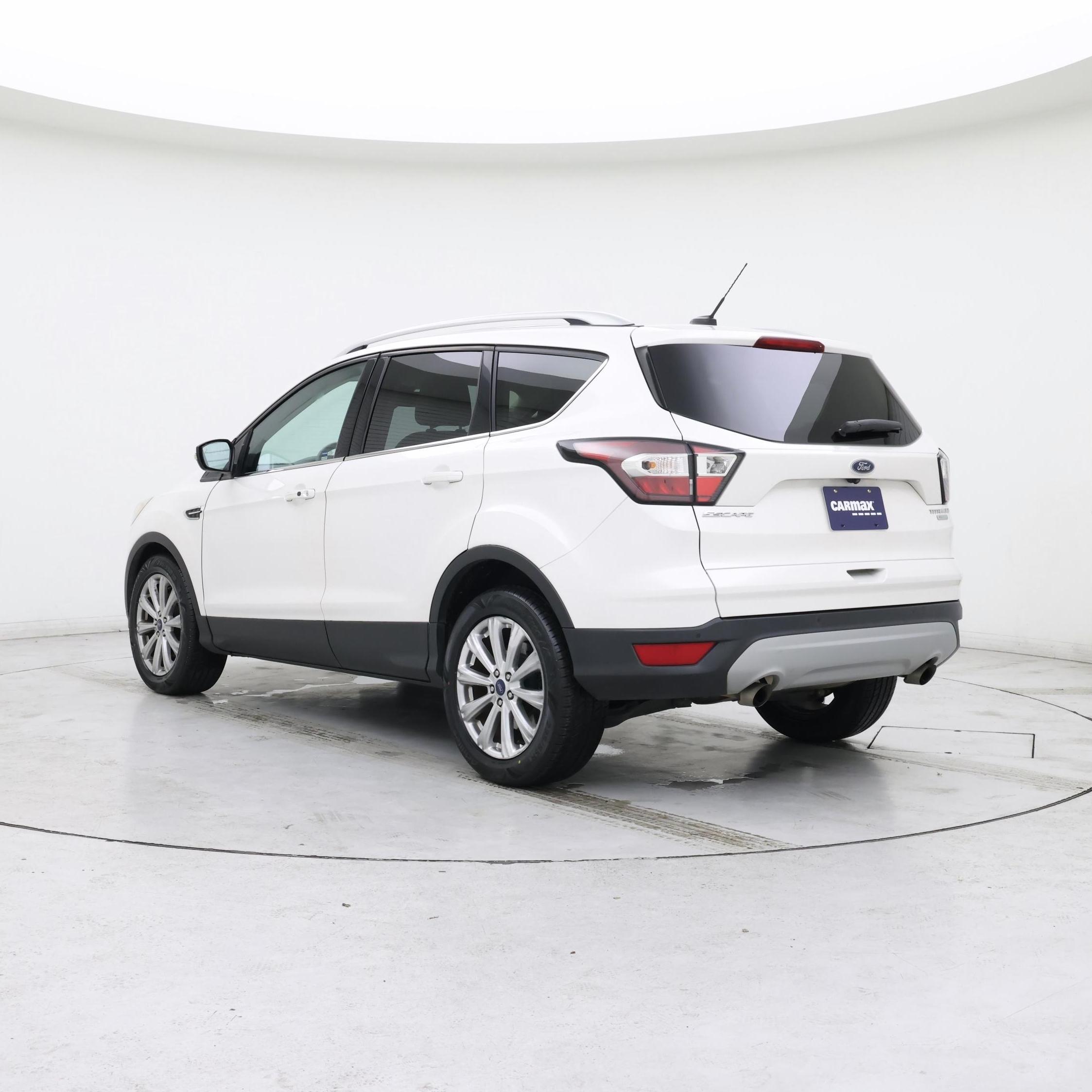 Thumbnail: 2017 Ford Escape - 2