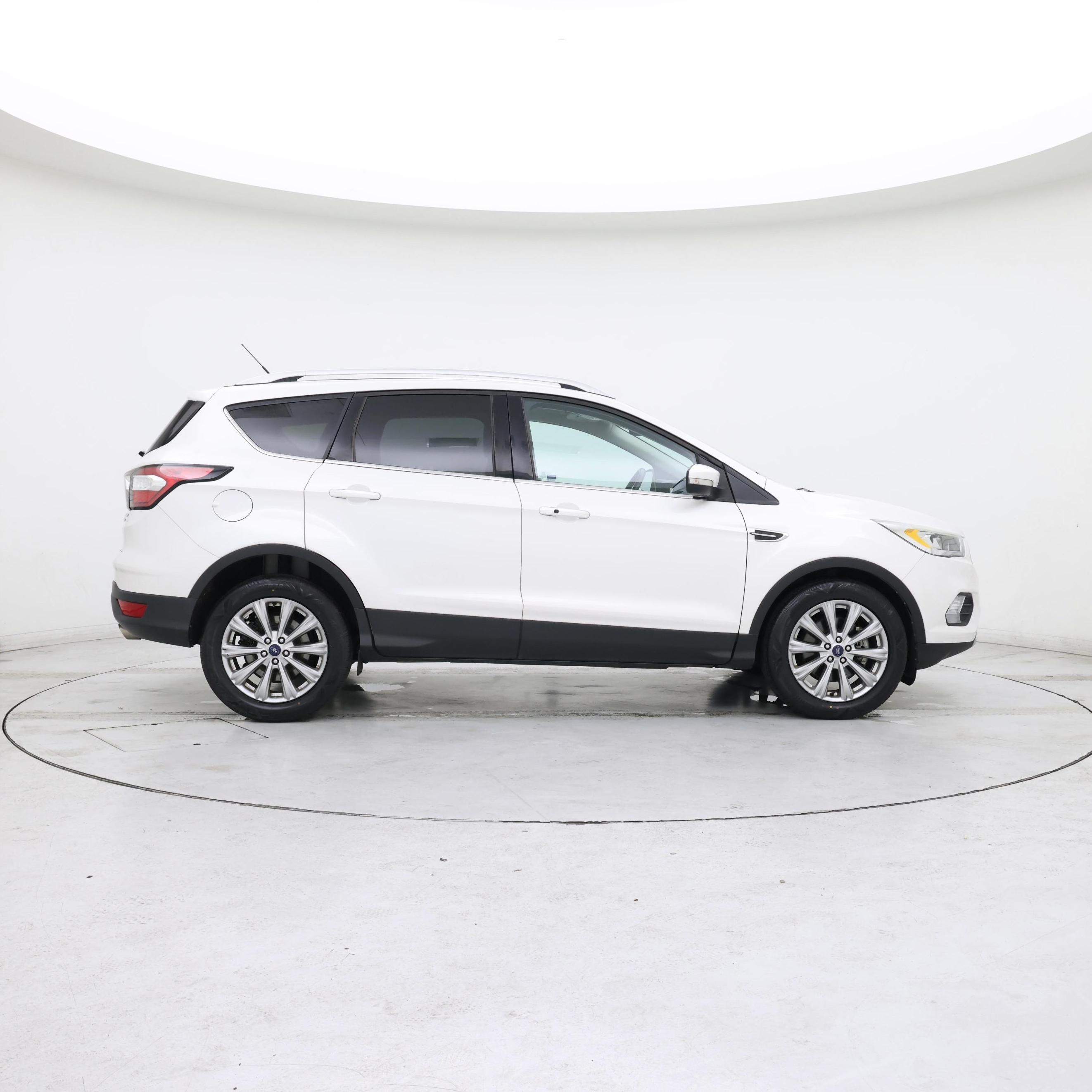 Thumbnail: 2017 Ford Escape - 7