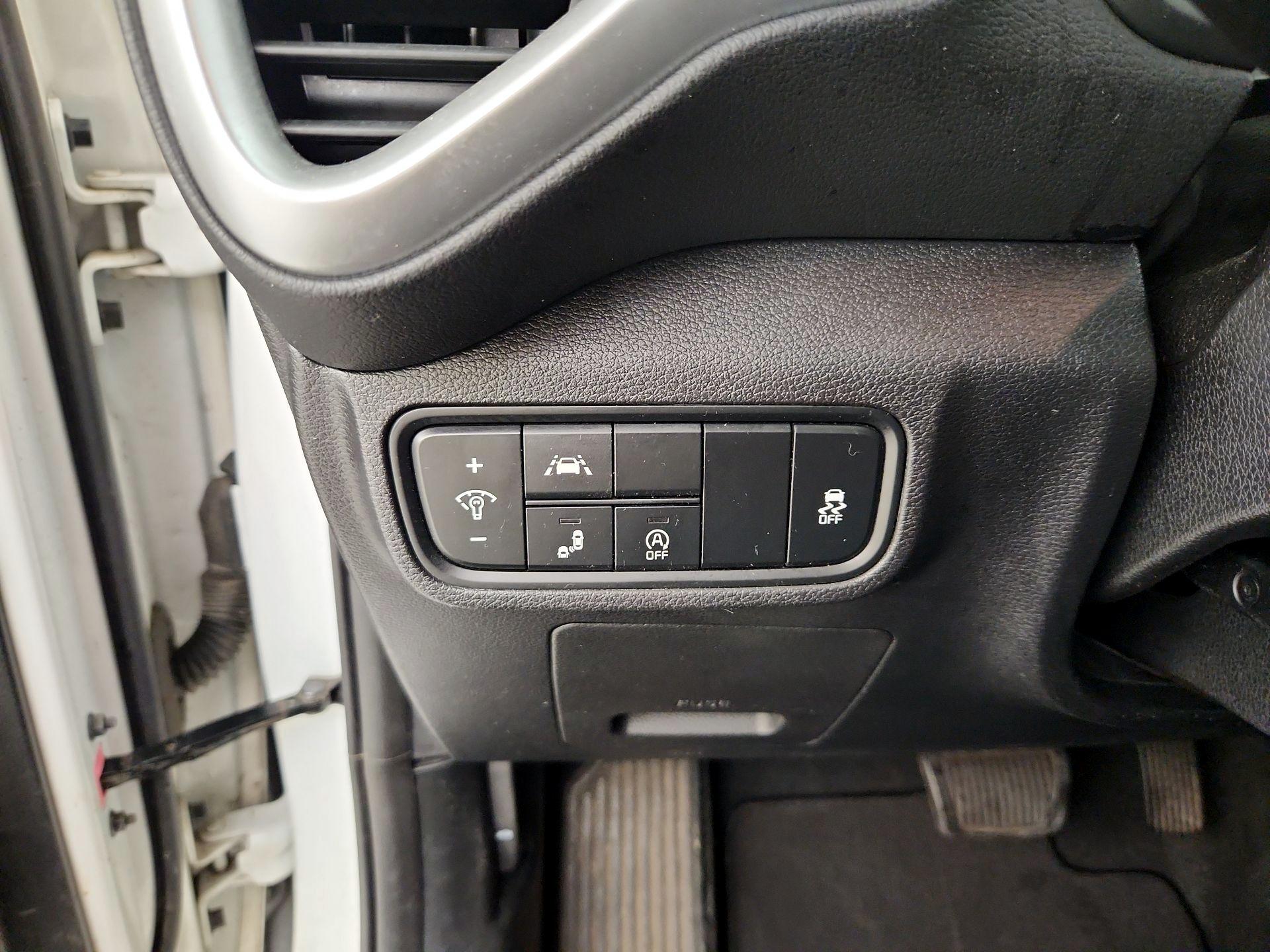 Thumbnail: 2020 Kia Soul - 13