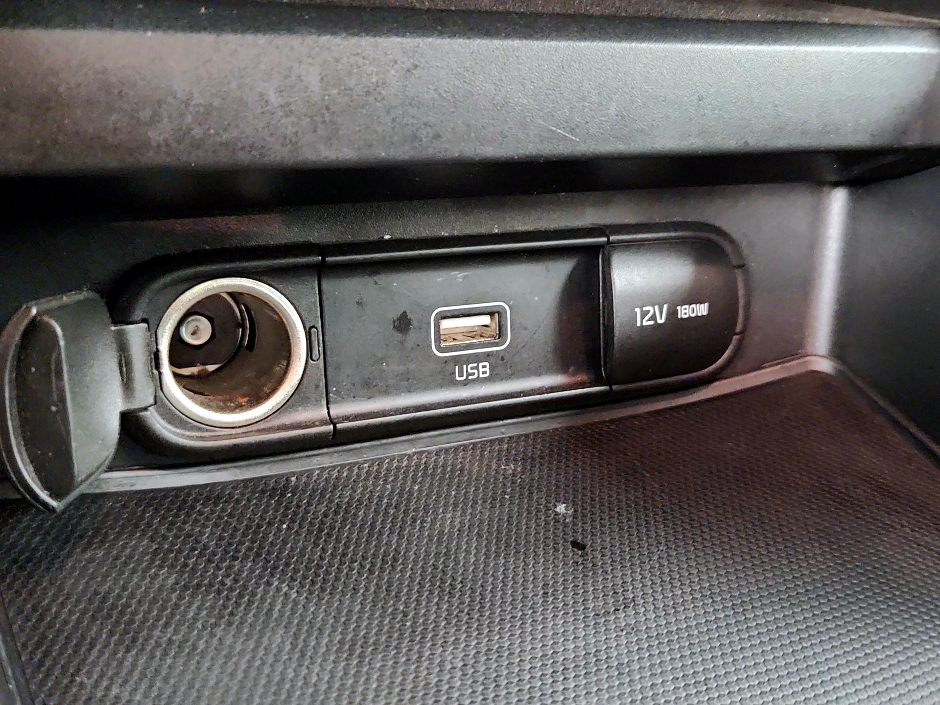 Thumbnail: 2020 Kia Soul - 18