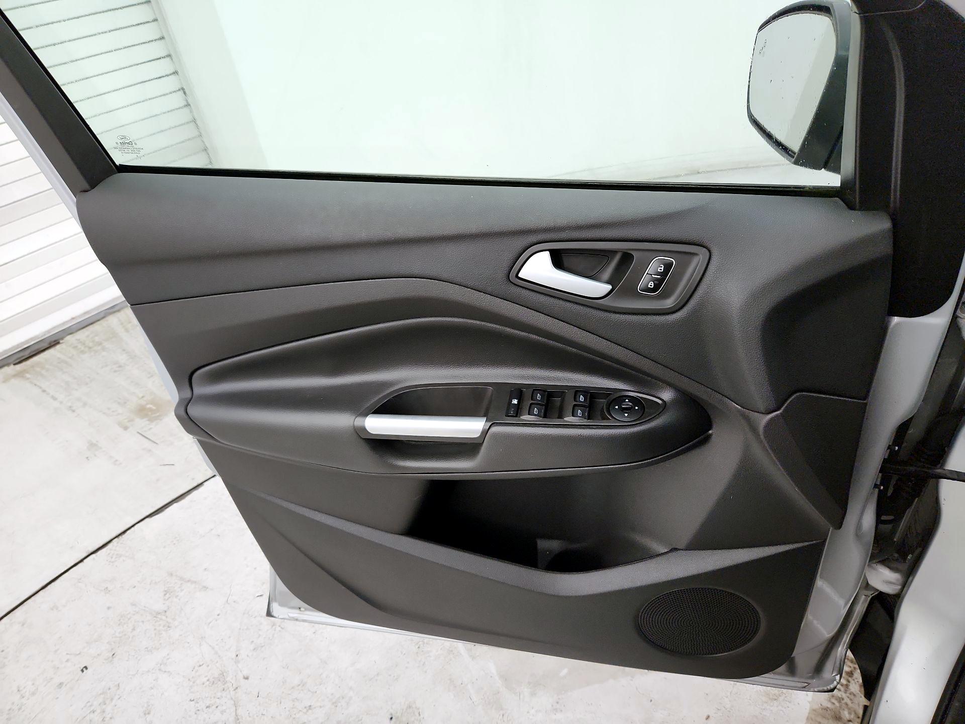 Thumbnail: 2018 Ford Escape - 12