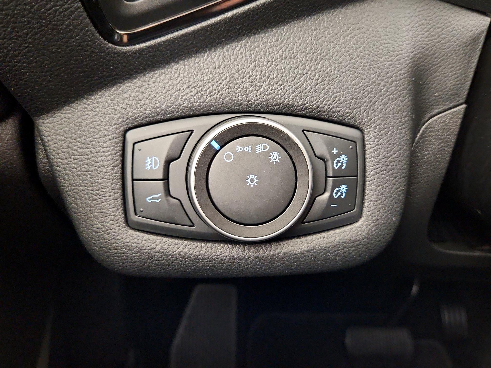 Thumbnail: 2018 Ford Escape - 13