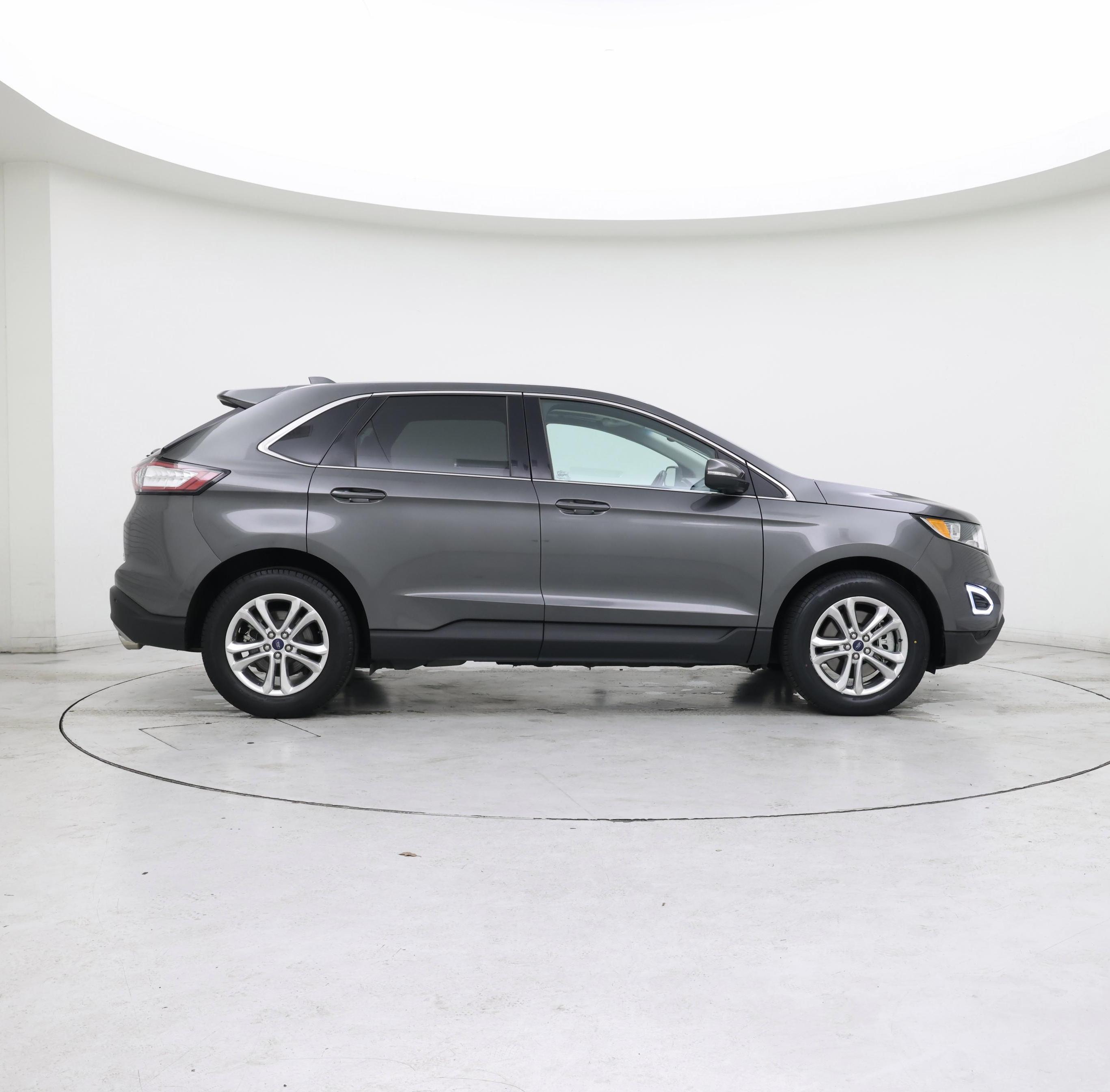 Thumbnail: 2016 Ford Edge - 7