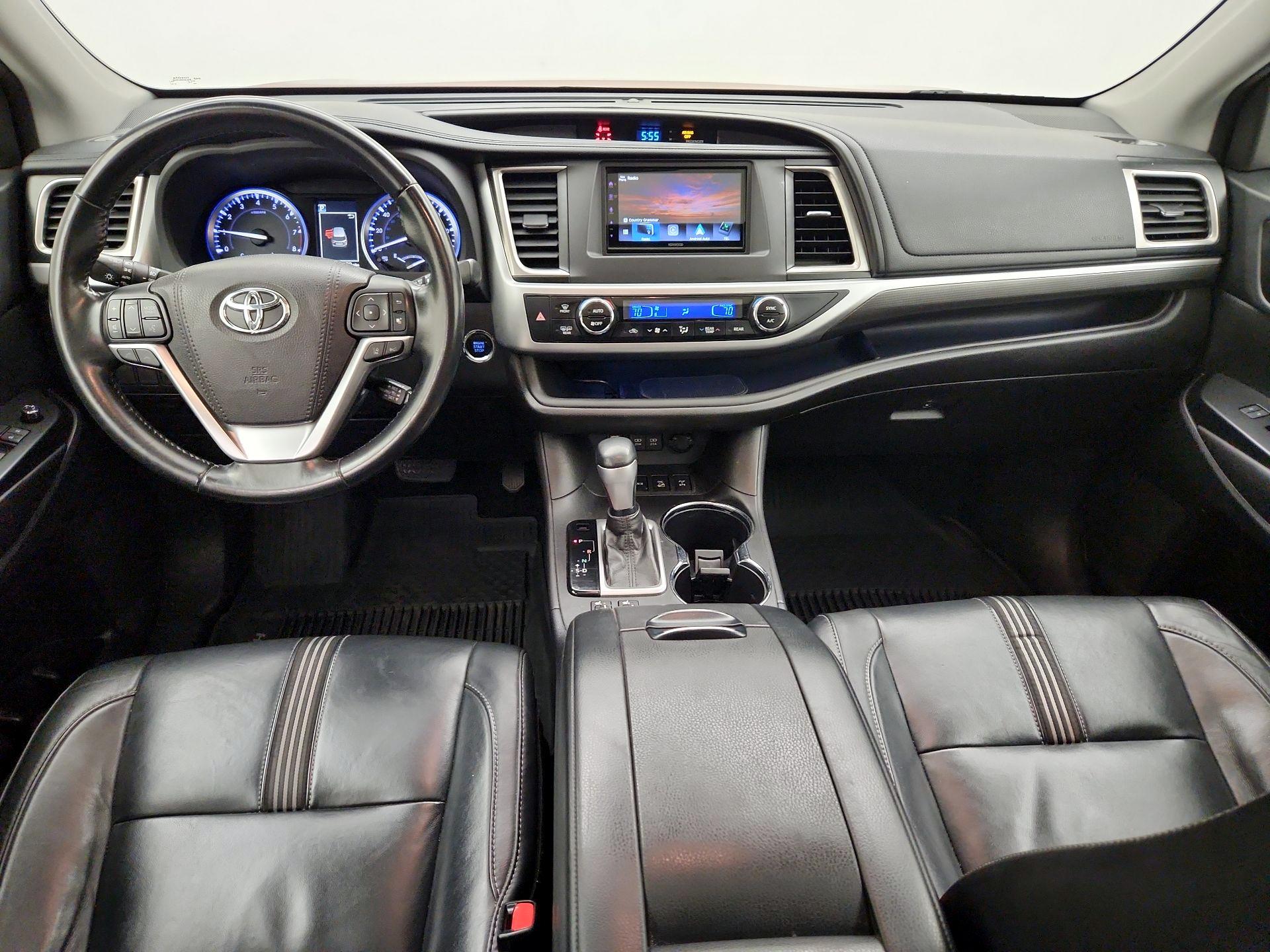 Thumbnail: 2018 Toyota Highlander - 9