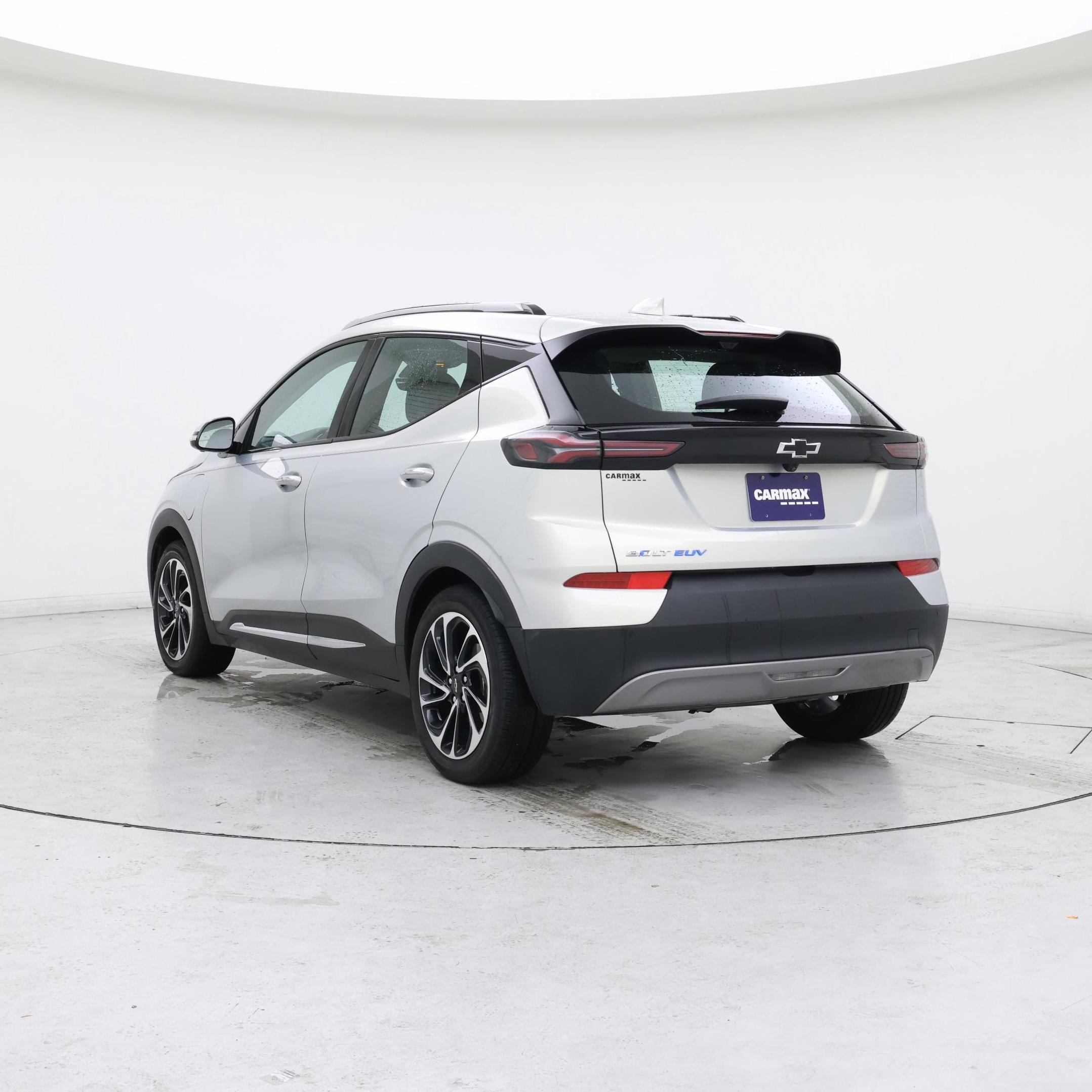 Thumbnail: 2023 Chevrolet Bolt EUV - 2