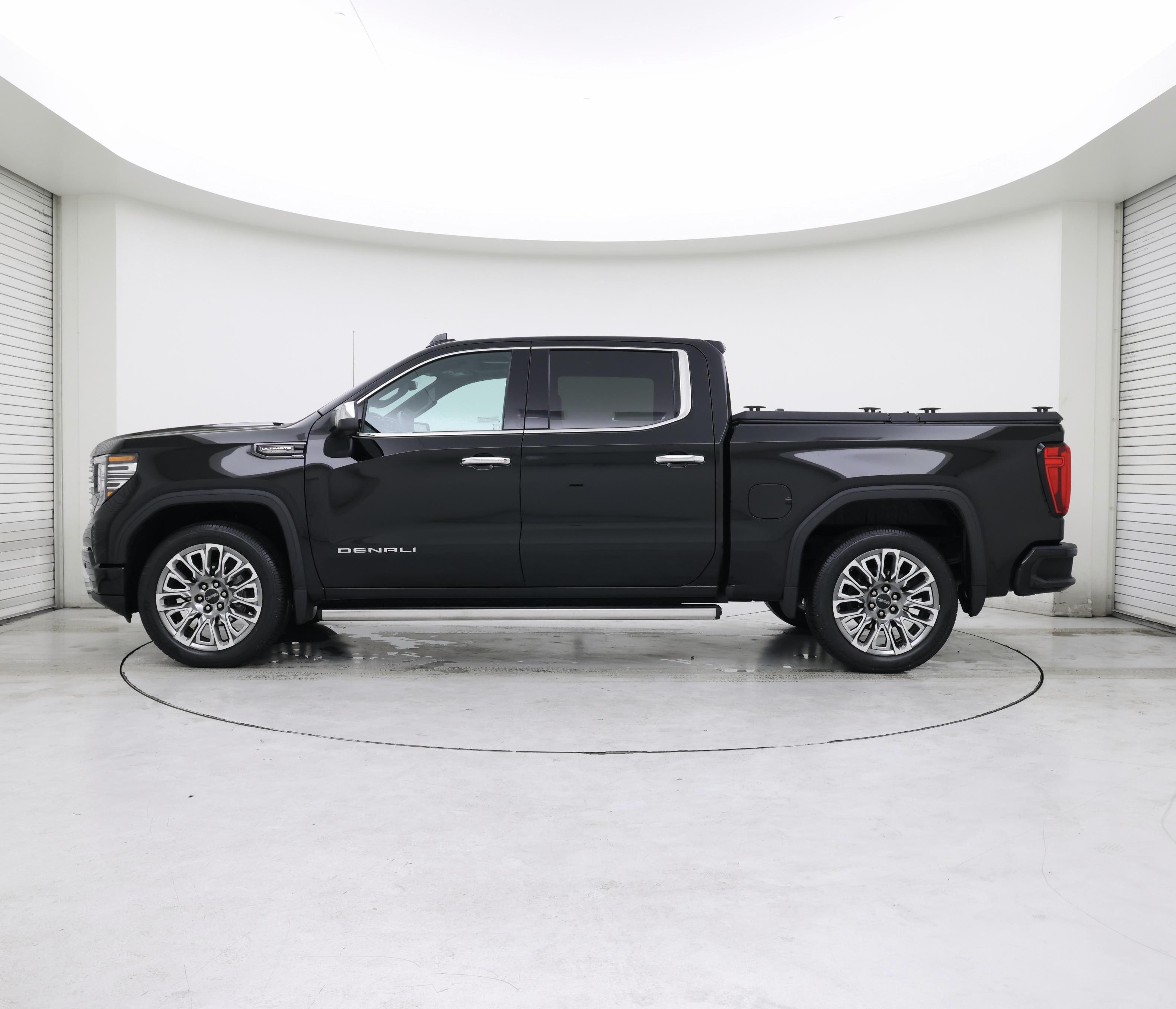 Thumbnail: 2023 GMC Sierra 1500 - 3