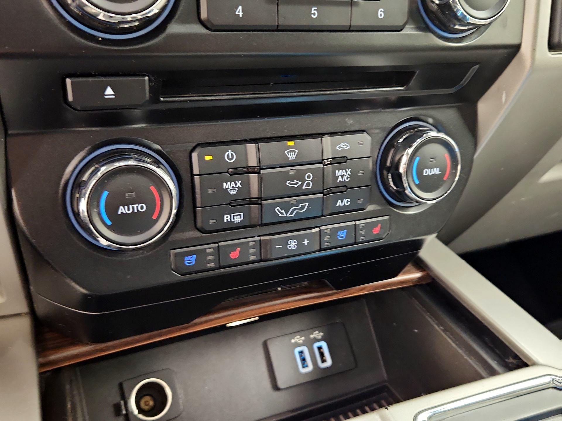 Thumbnail: 2016 Ford F-150 - 17