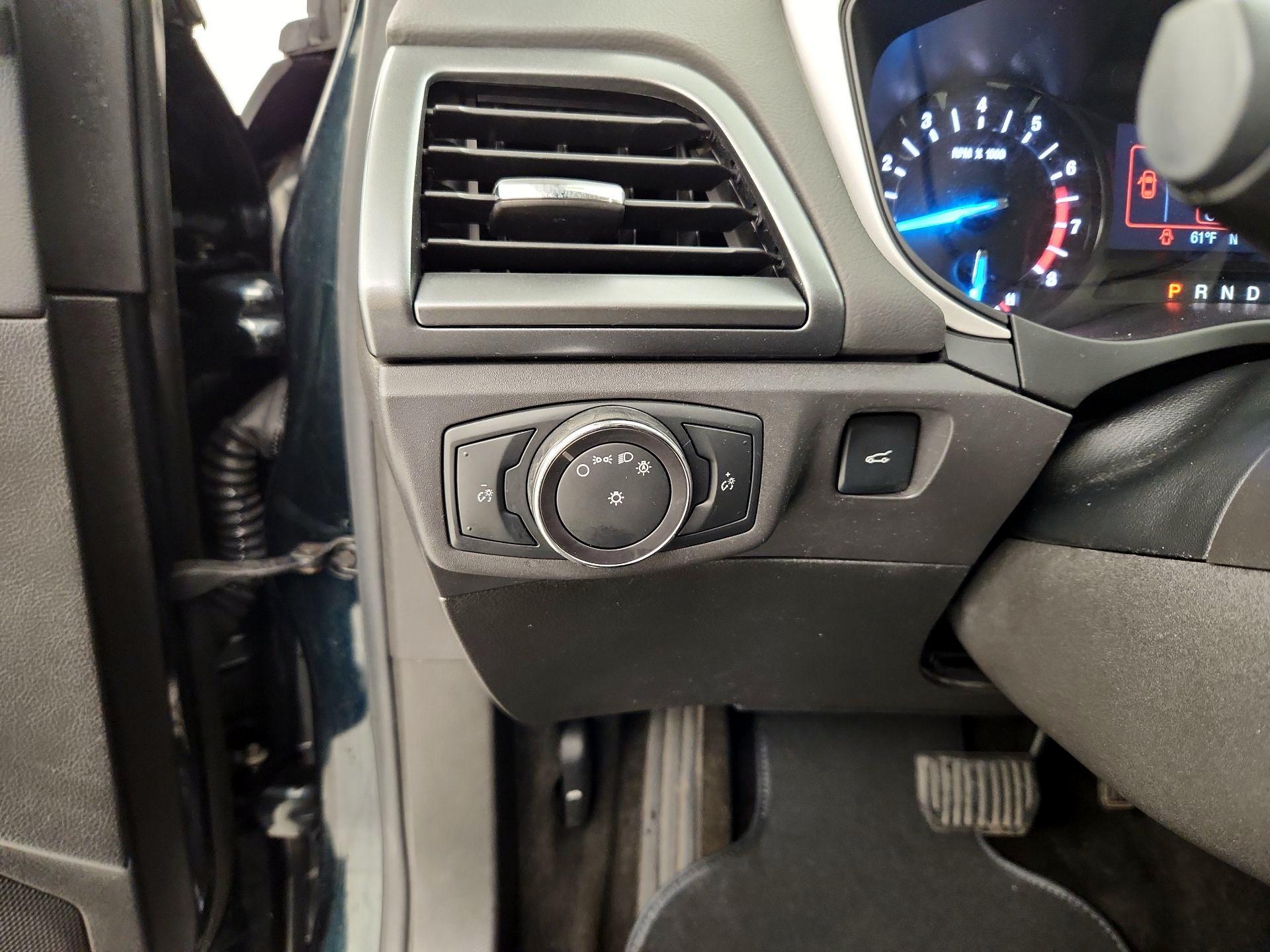 Thumbnail: 2014 Ford Fusion - 13