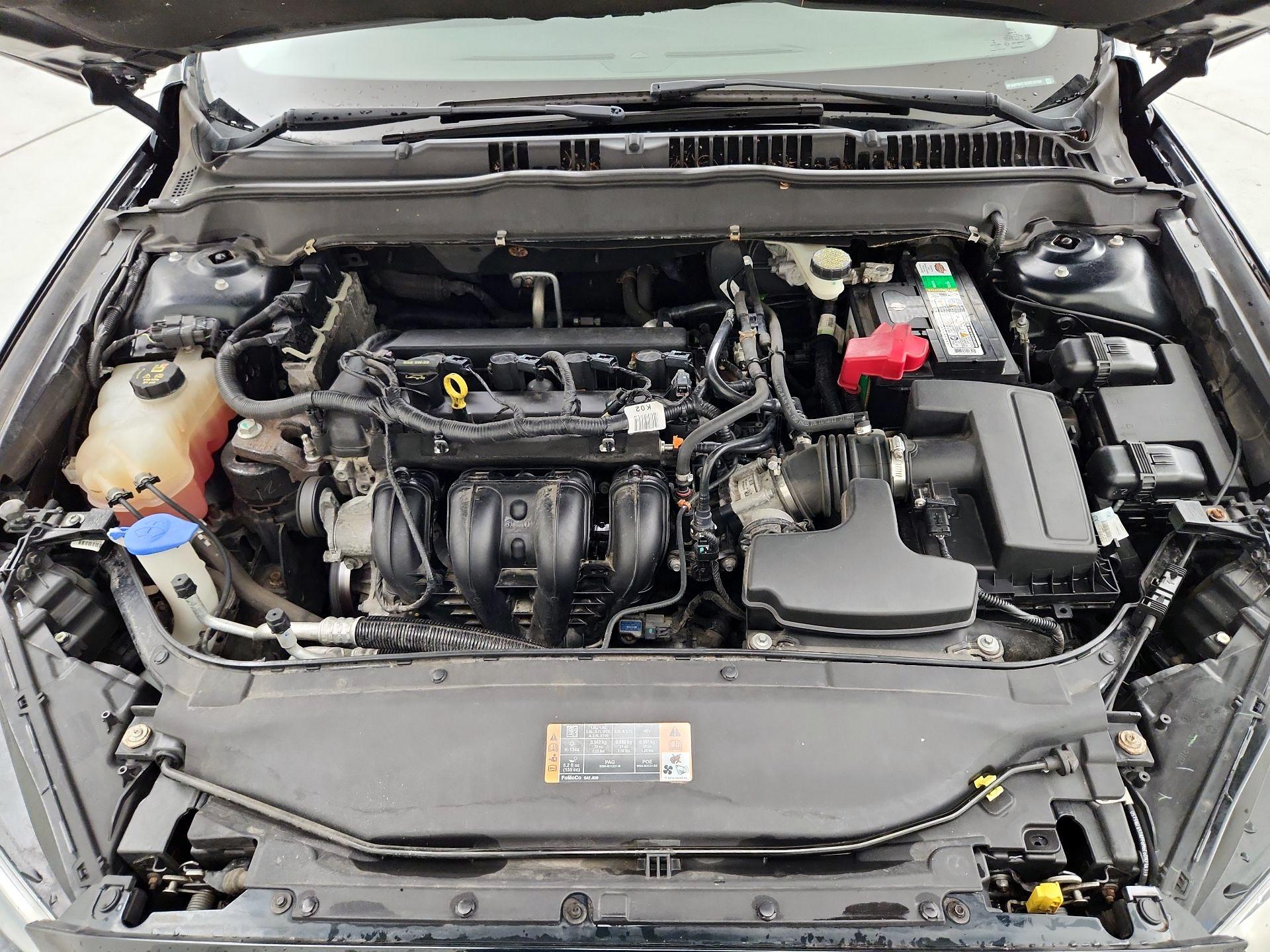 Thumbnail: 2014 Ford Fusion - 20