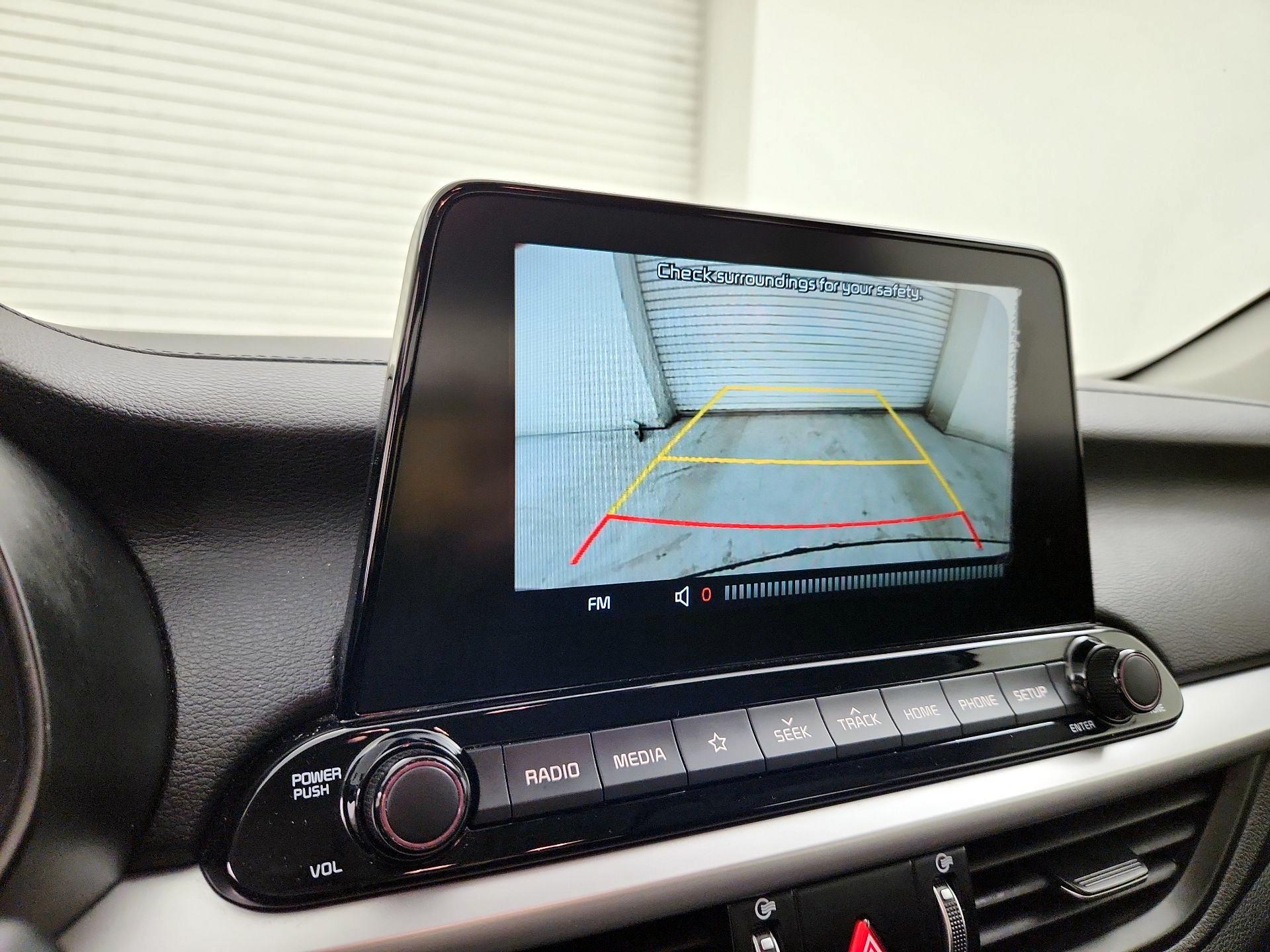 Thumbnail: 2020 Kia Forte - 14