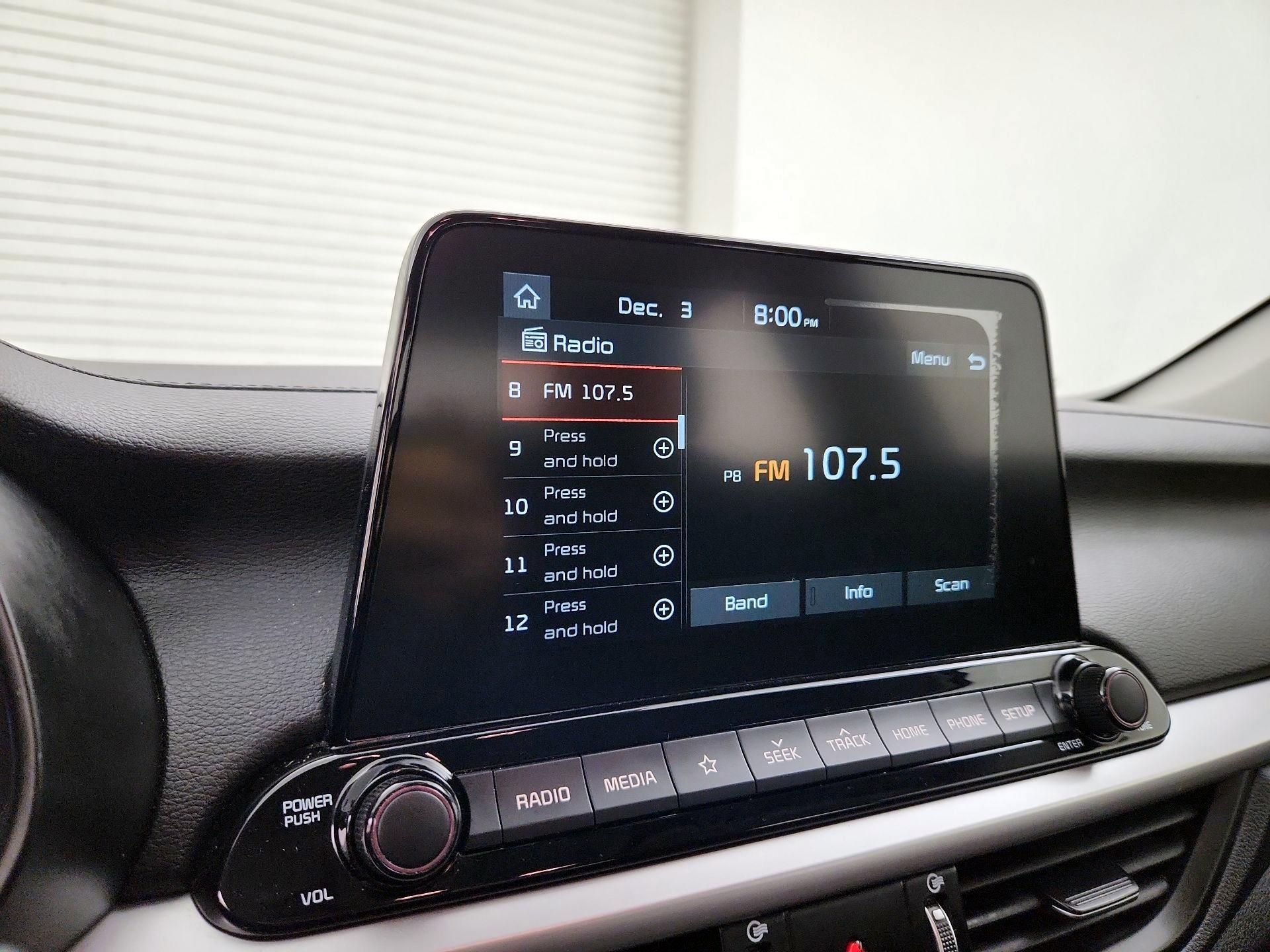 Thumbnail: 2020 Kia Forte - 15