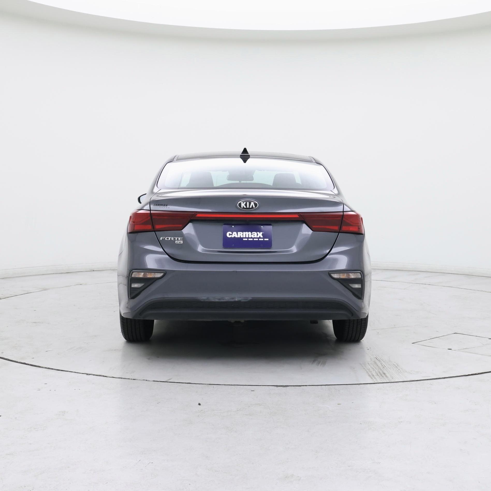 Thumbnail: 2020 Kia Forte - 6