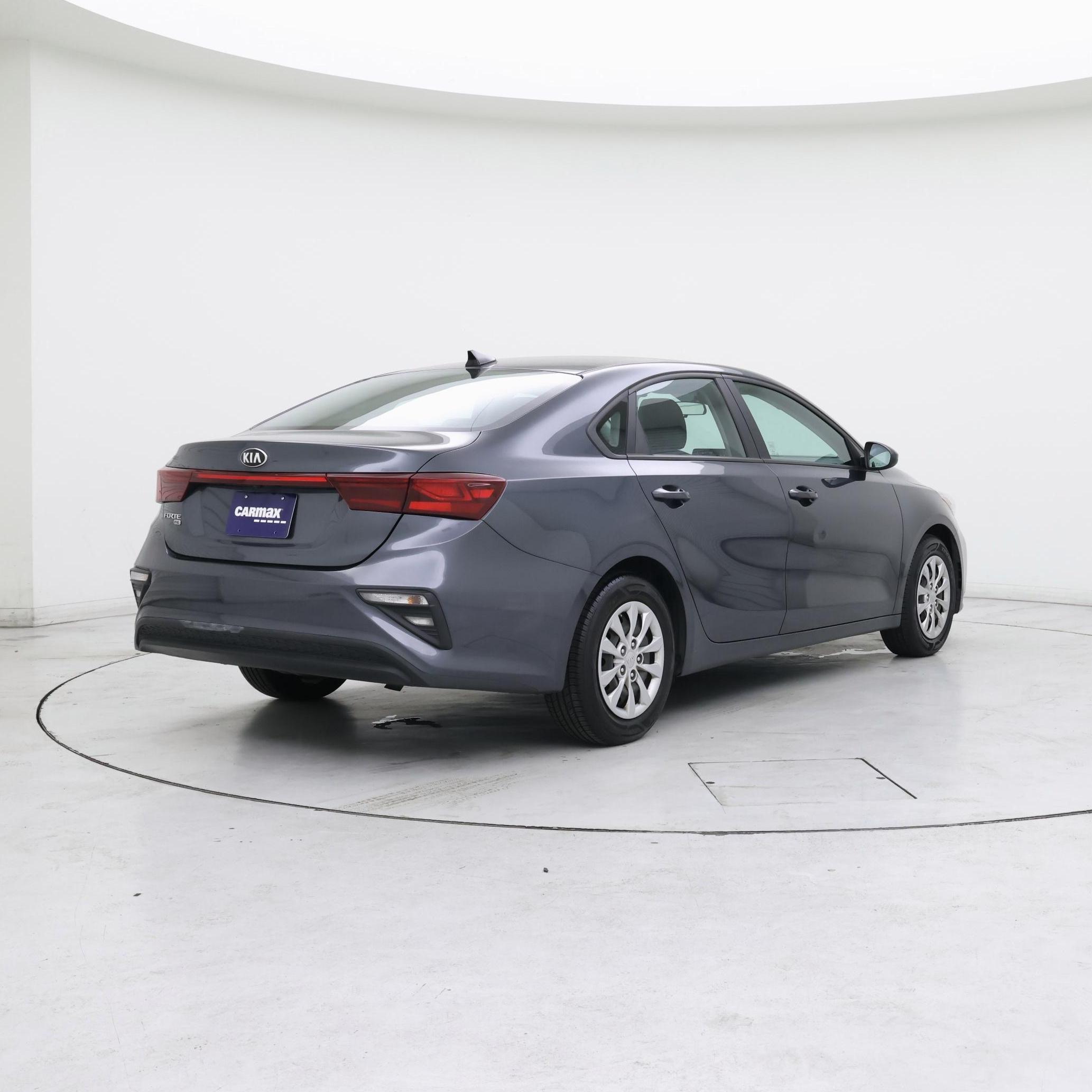 Thumbnail: 2020 Kia Forte - 8